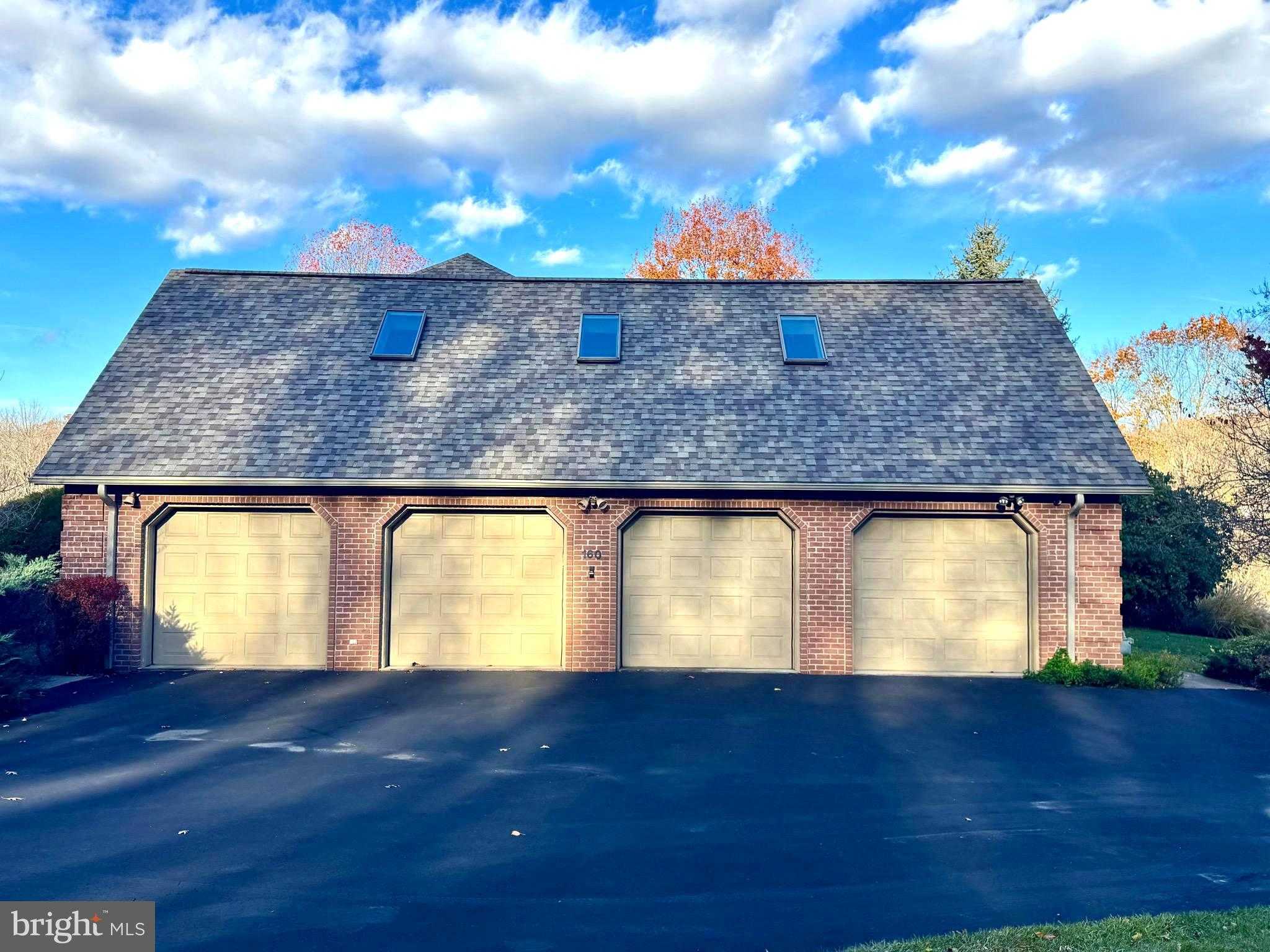 160 Lower Grandview Rd photo 82