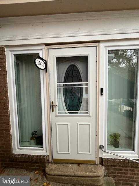 1031 N 67th St photo 3