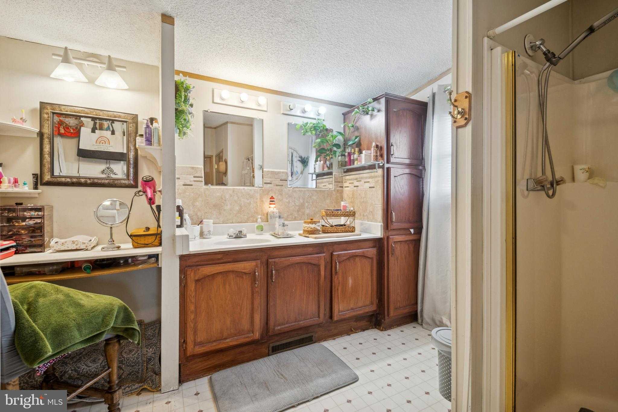 7959 Telegraph Rd photo 8