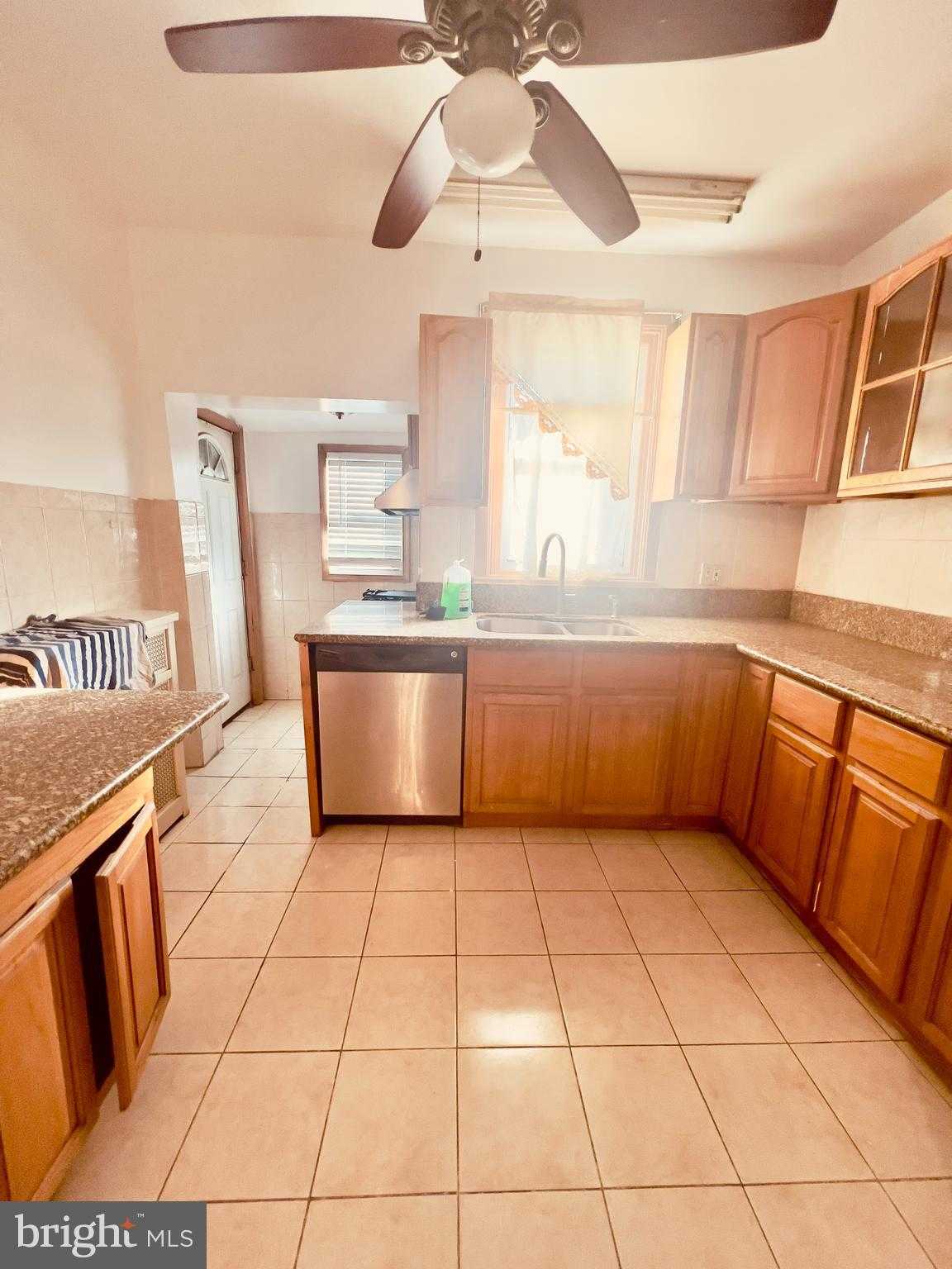 124 W Spencer Ave photo 11