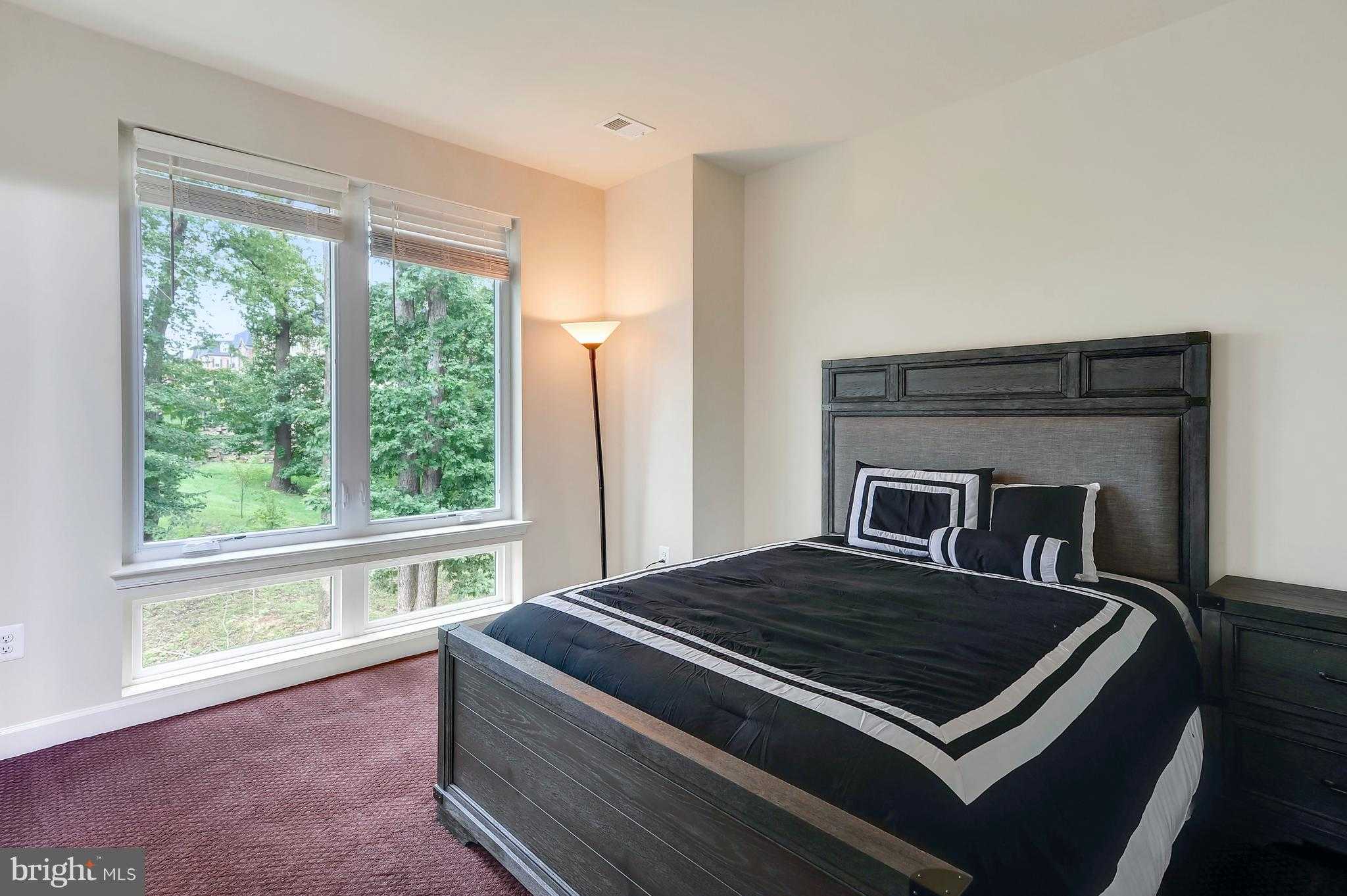 520 Harborview Dr photo 17