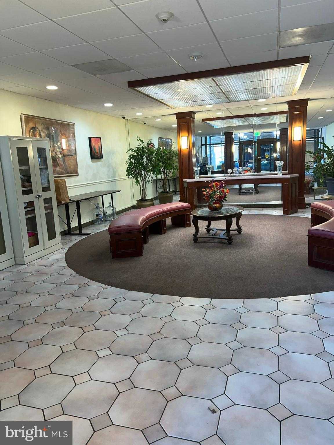 130 Slade Ave Apt 406 photo 3