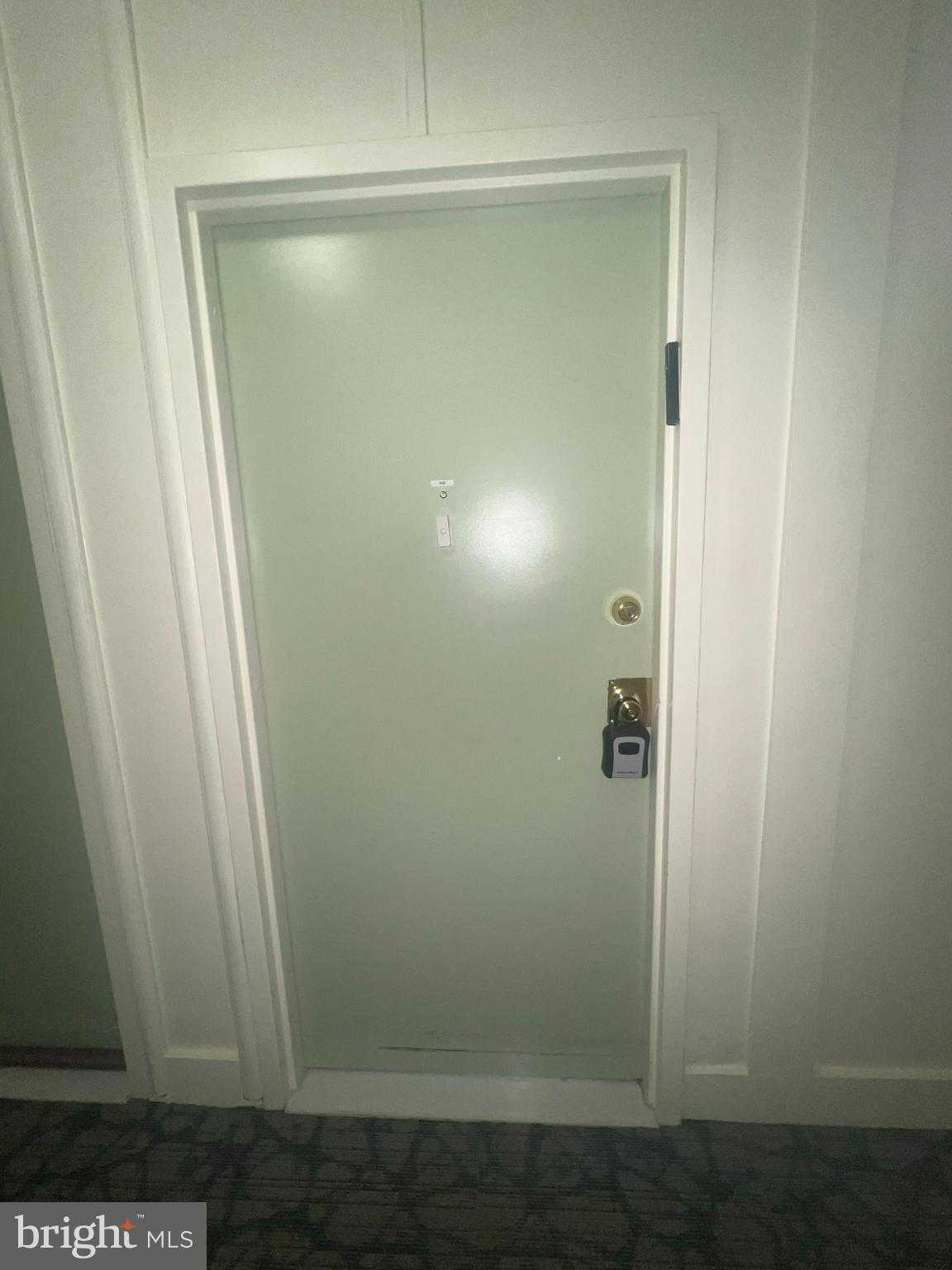 130 Slade Ave Apt 406 photo 4