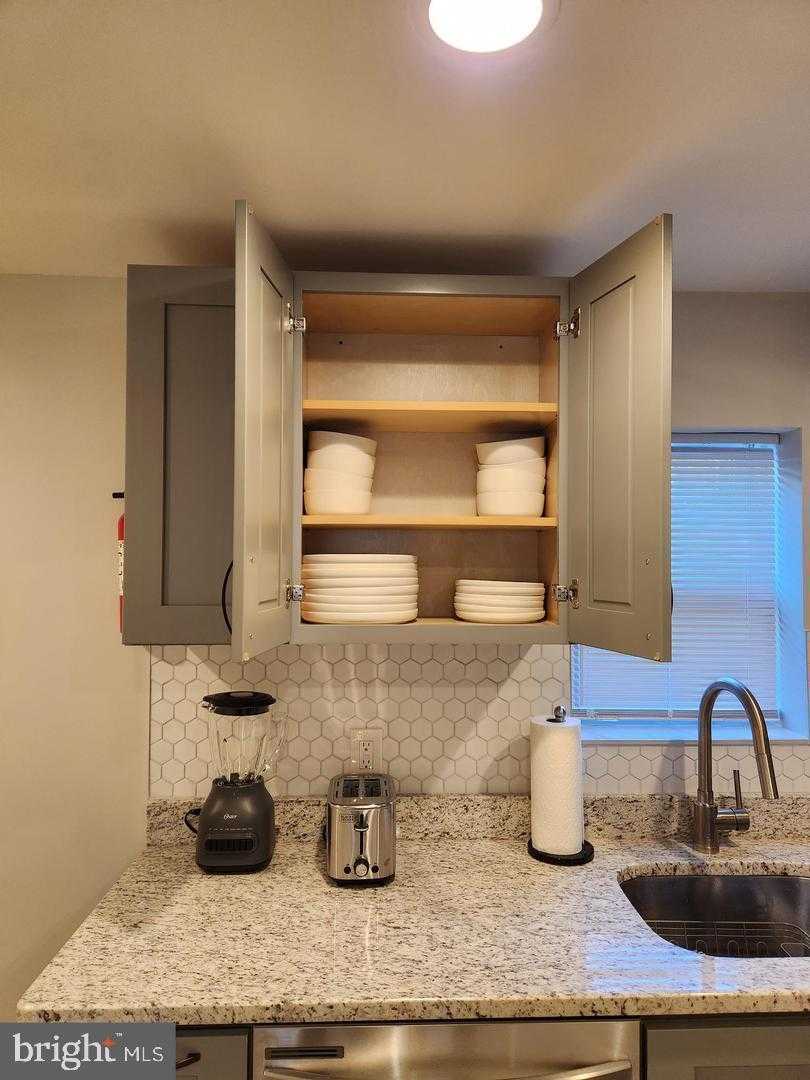 1247 S Newkirk St photo 8