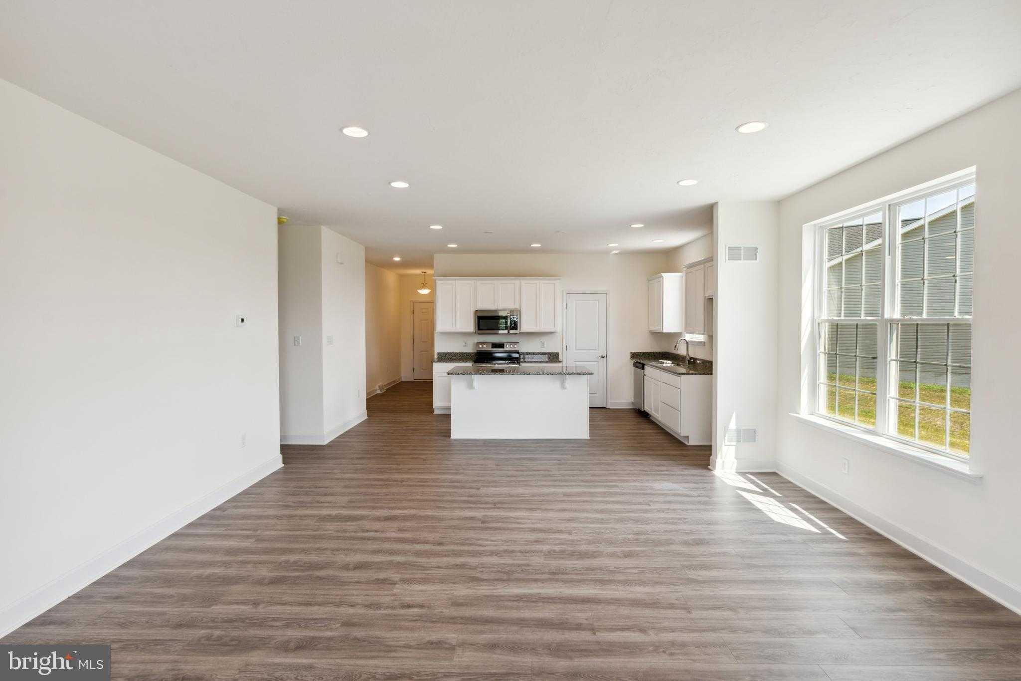 2657 Victorian Dr photo 7