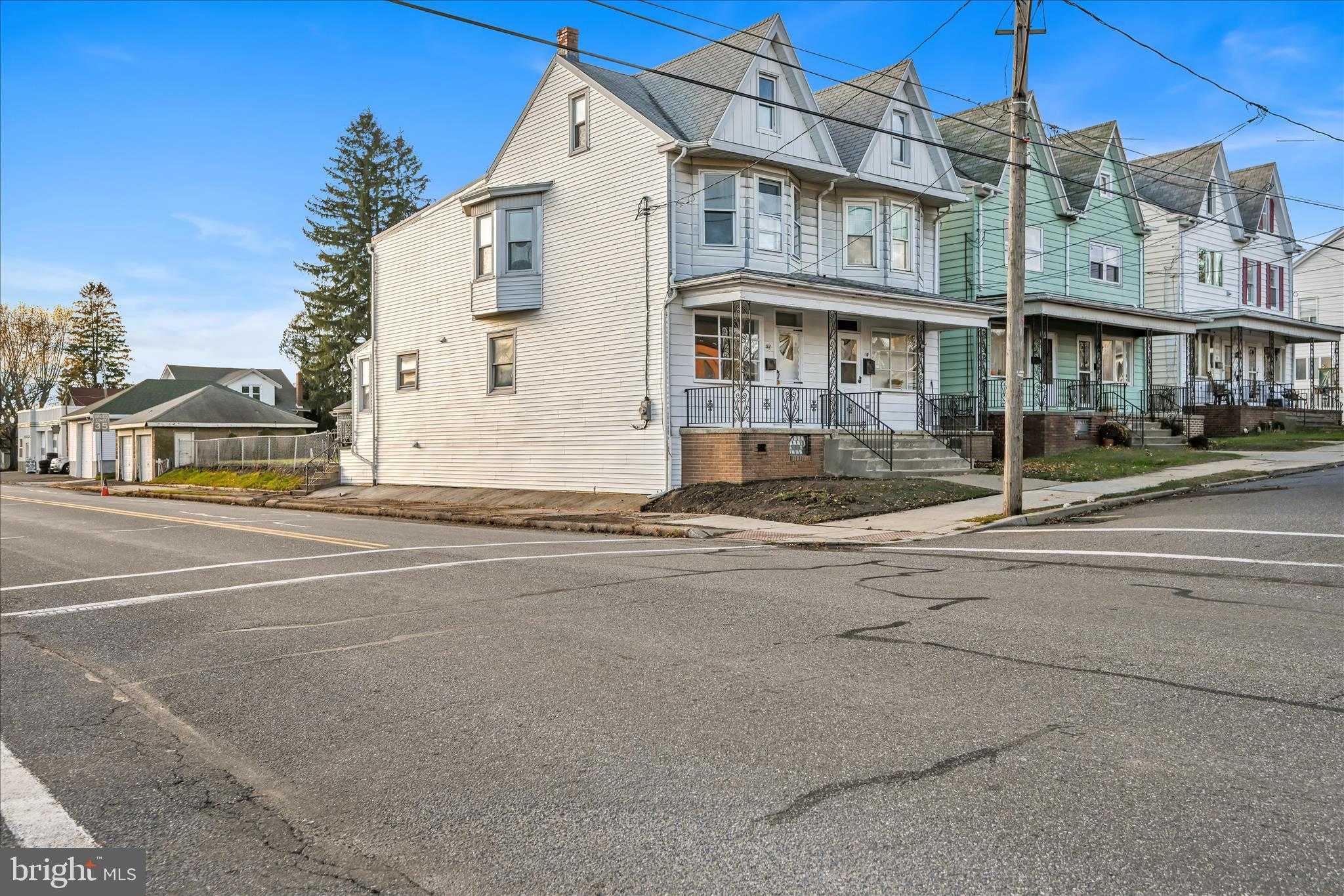 52 S 2nd St, Frackville