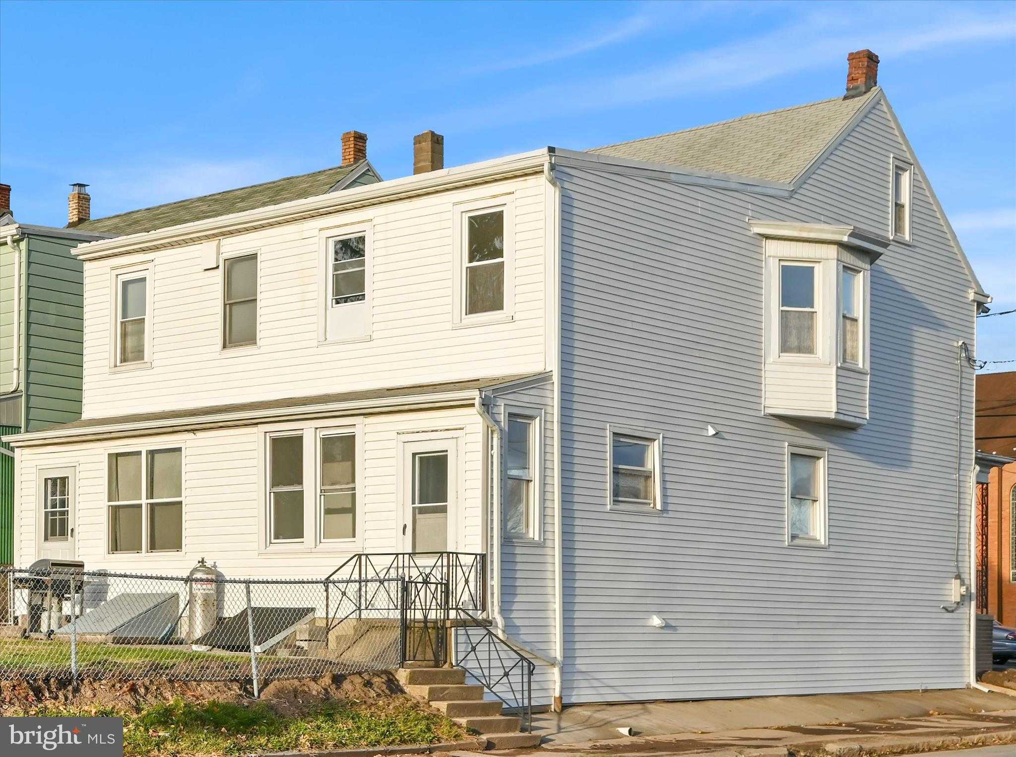 52 S 2nd St photo 29