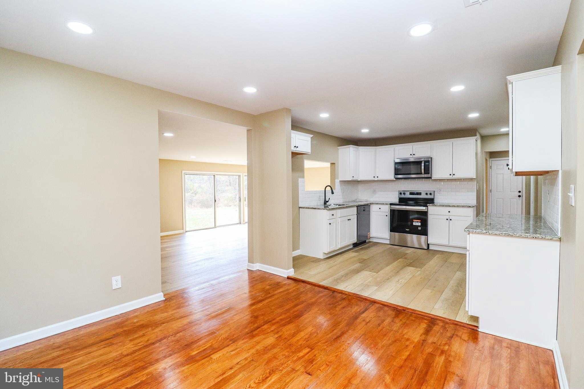 2198 Gale Dr photo 21