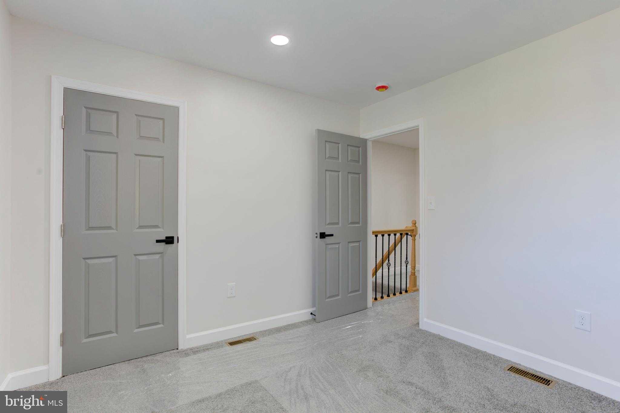 4009 8th St photo 20