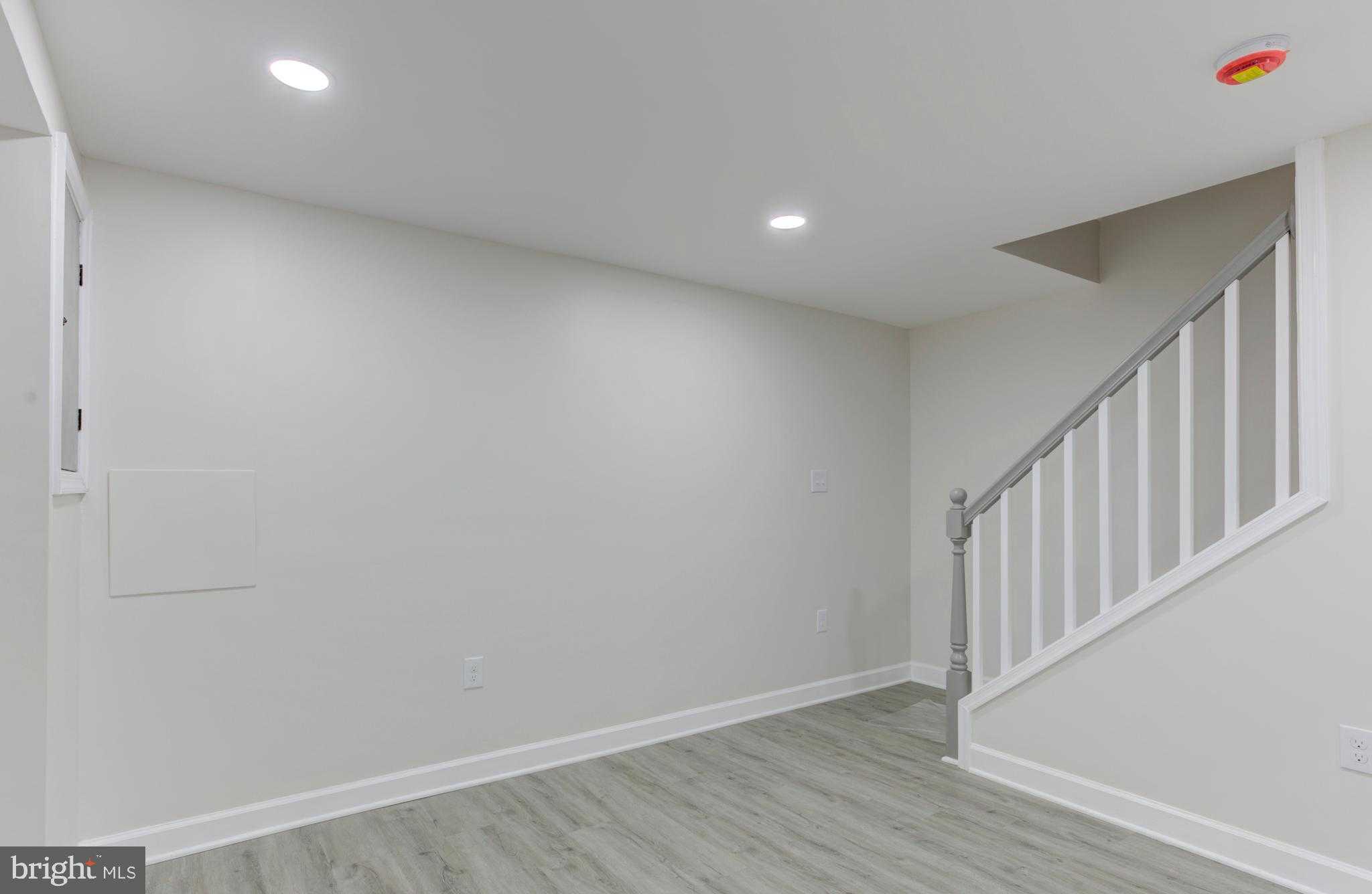 4009 8th St photo 31