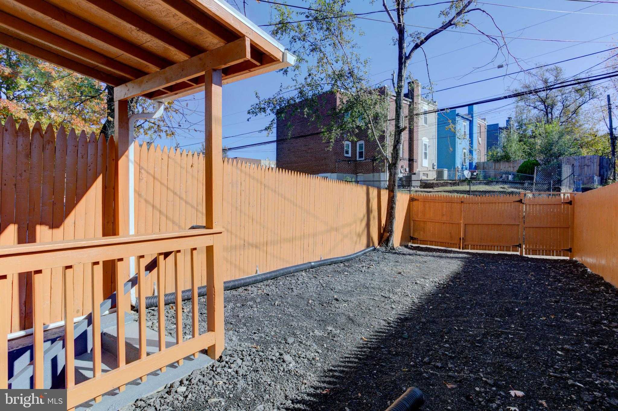 4009 8th St photo 34