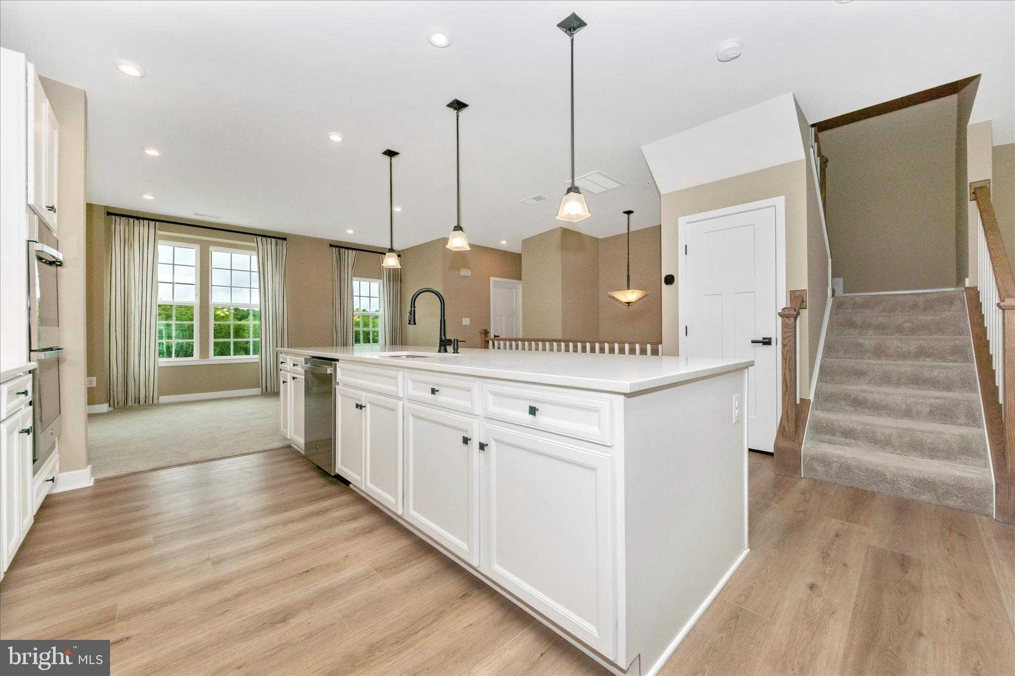 10722 Presidential Pkwy # 1000b photo 19