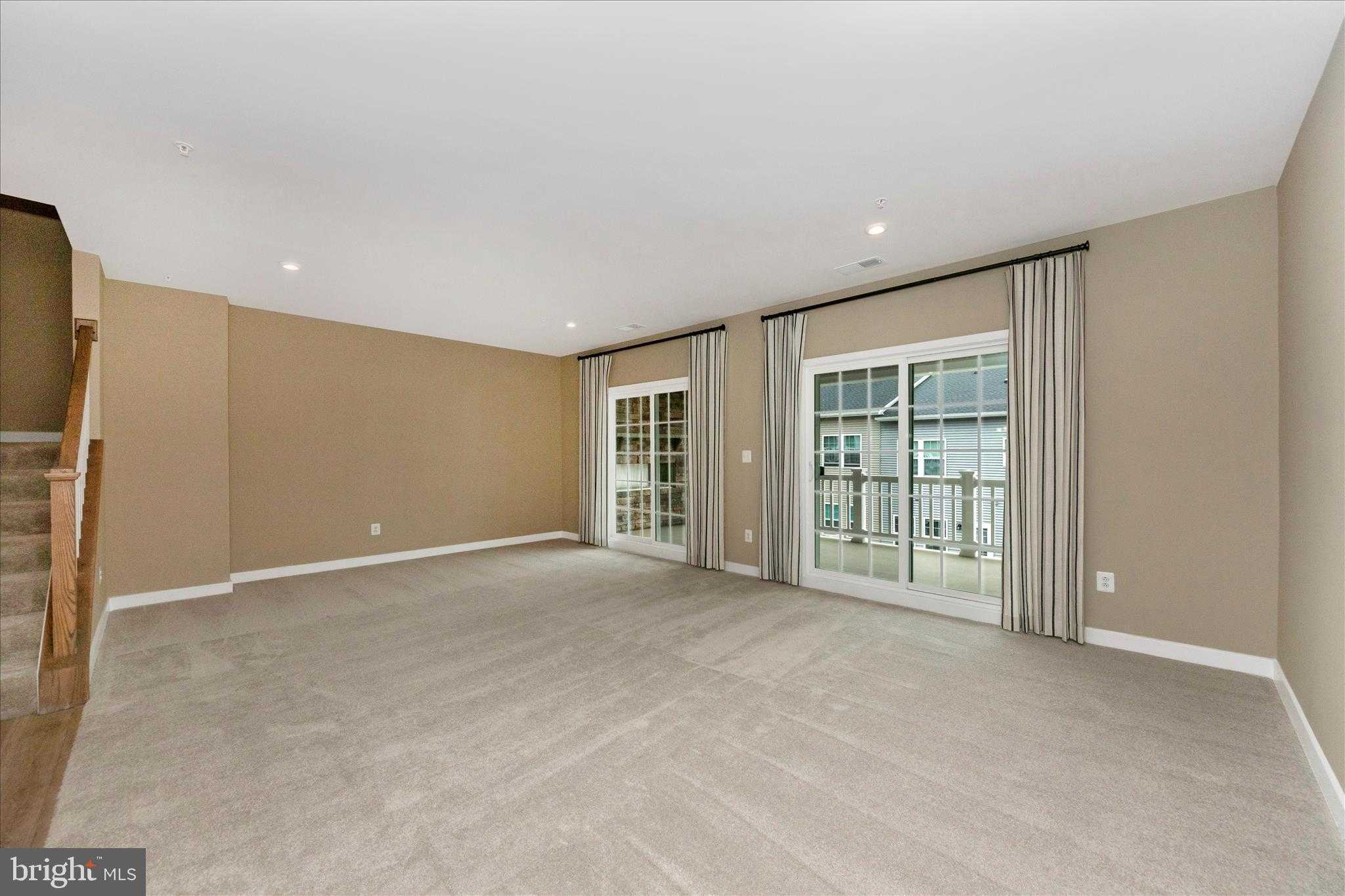 10722 Presidential Pkwy # 1000b photo 23