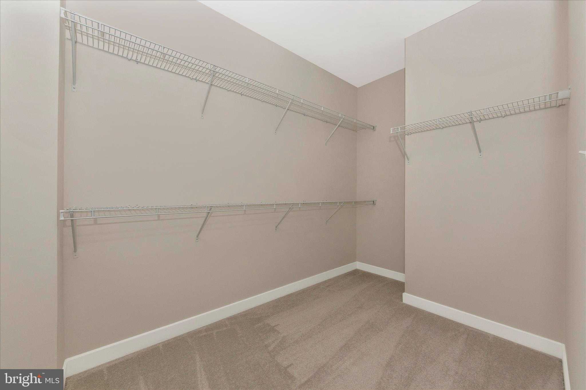 10722 Presidential Pkwy # 1000b photo 32