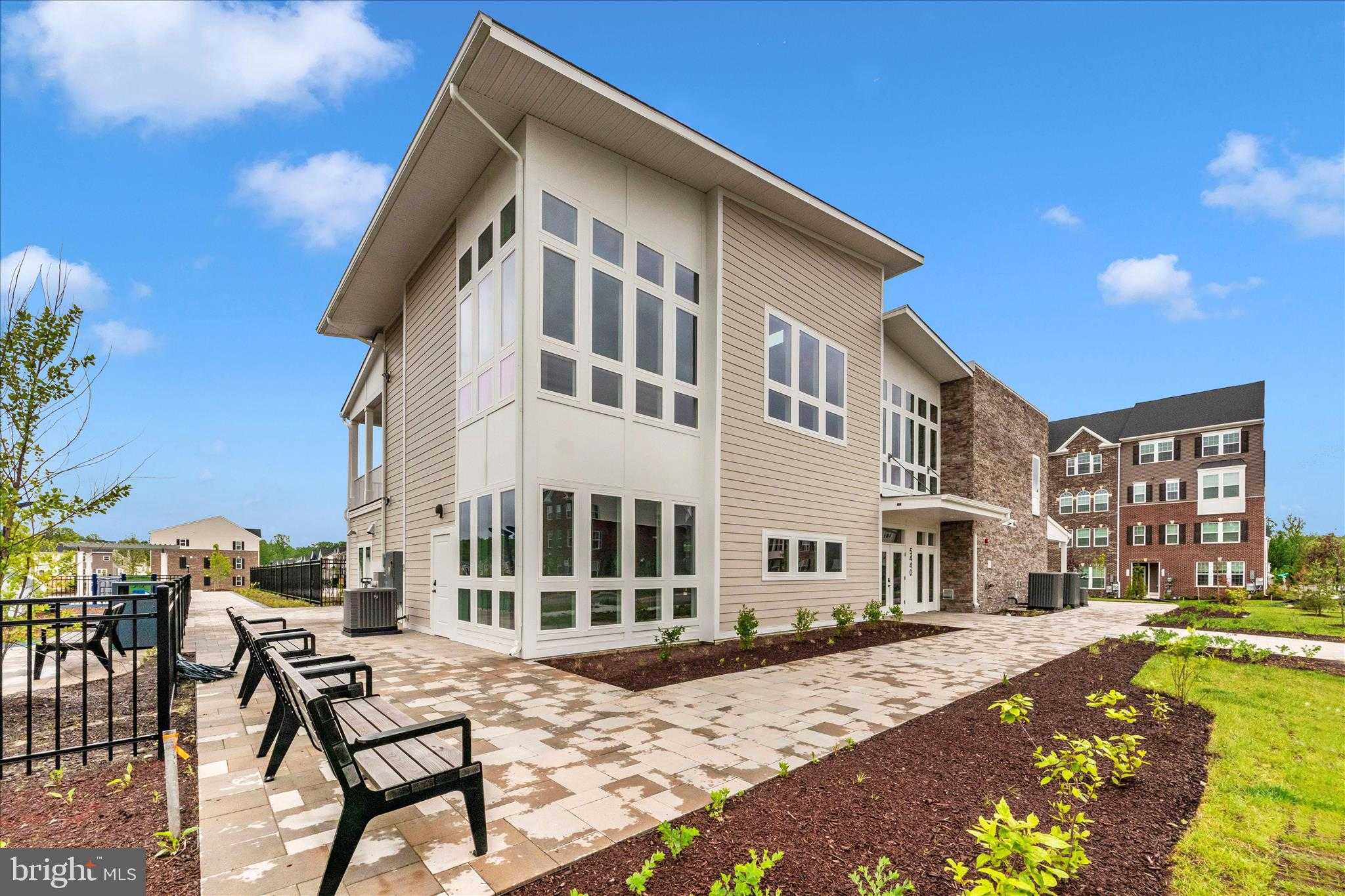 10722 Presidential Pkwy # 1000b photo 58