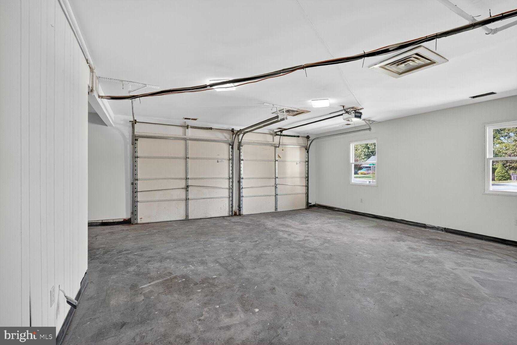 12201 Mount Pleasant Dr photo 23