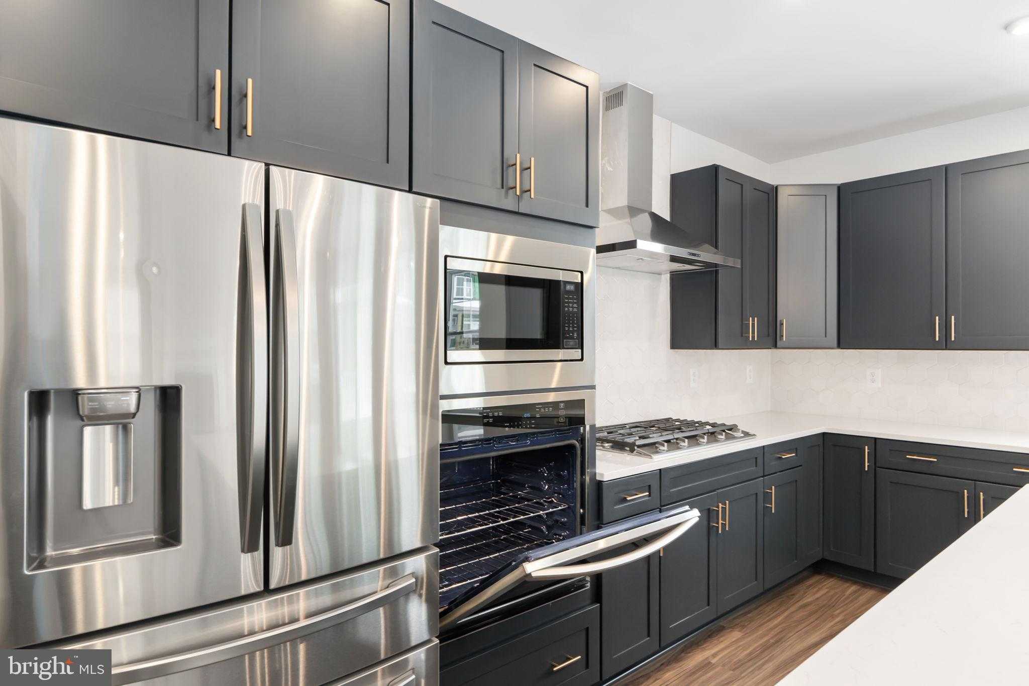 11568 Chapman Mill Dr photo 14