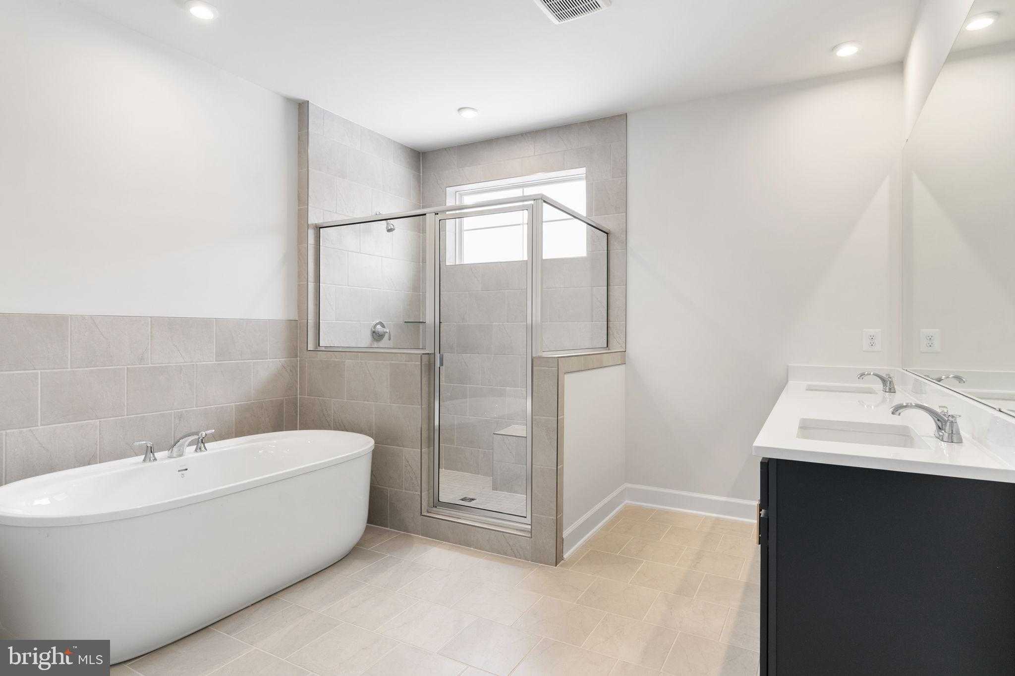 11568 Chapman Mill Dr photo 22