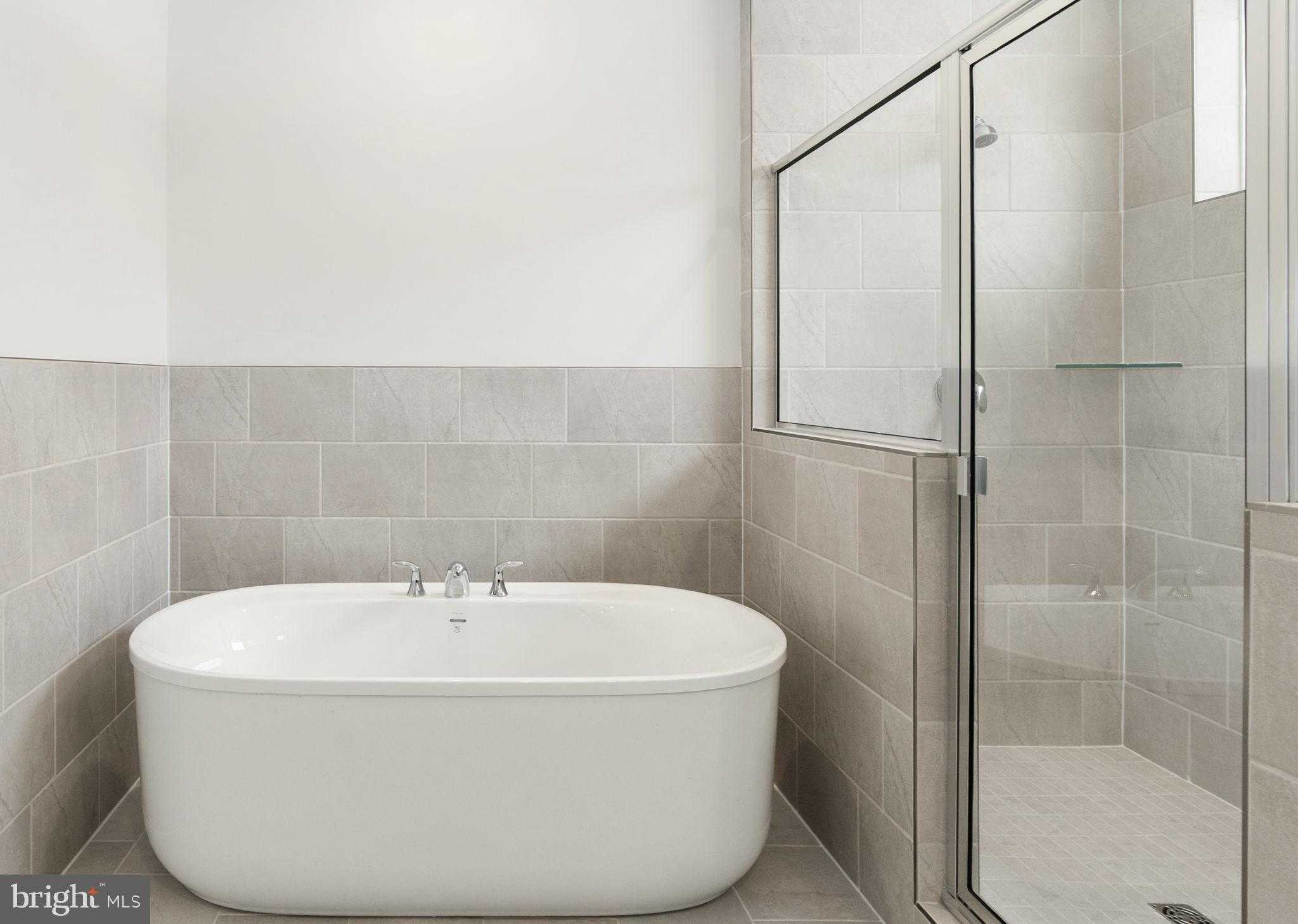 11568 Chapman Mill Dr photo 25