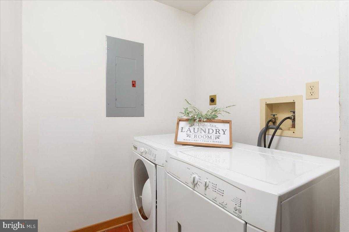 472 Wesley Ln photo 27