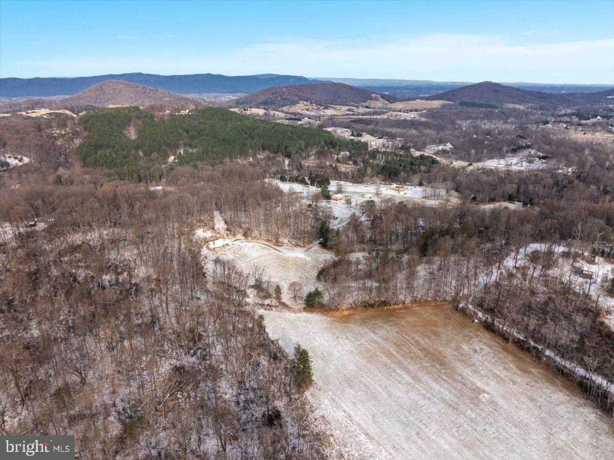 472 Wesley Ln photo 64