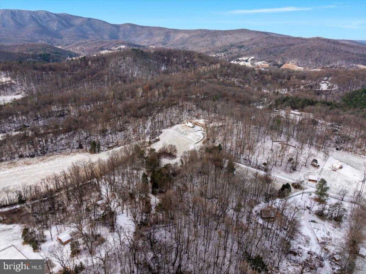 472 Wesley Ln photo 65