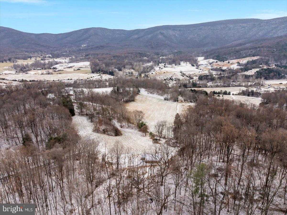 472 Wesley Ln photo 69