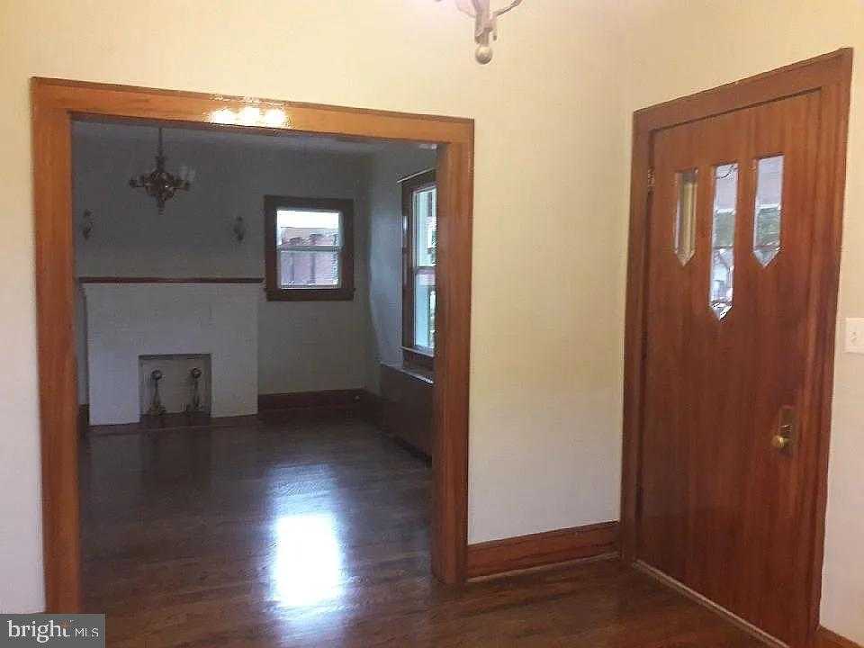 3914 Richland Ave NW photo 3