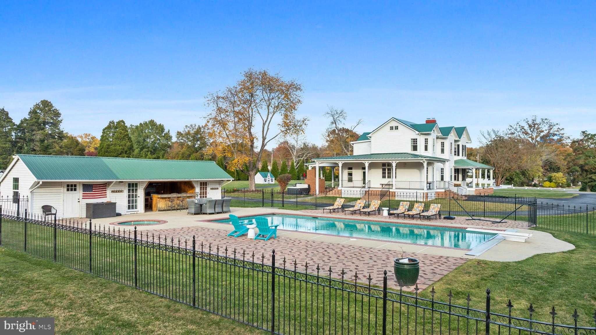 505 Washington Ave photo 77