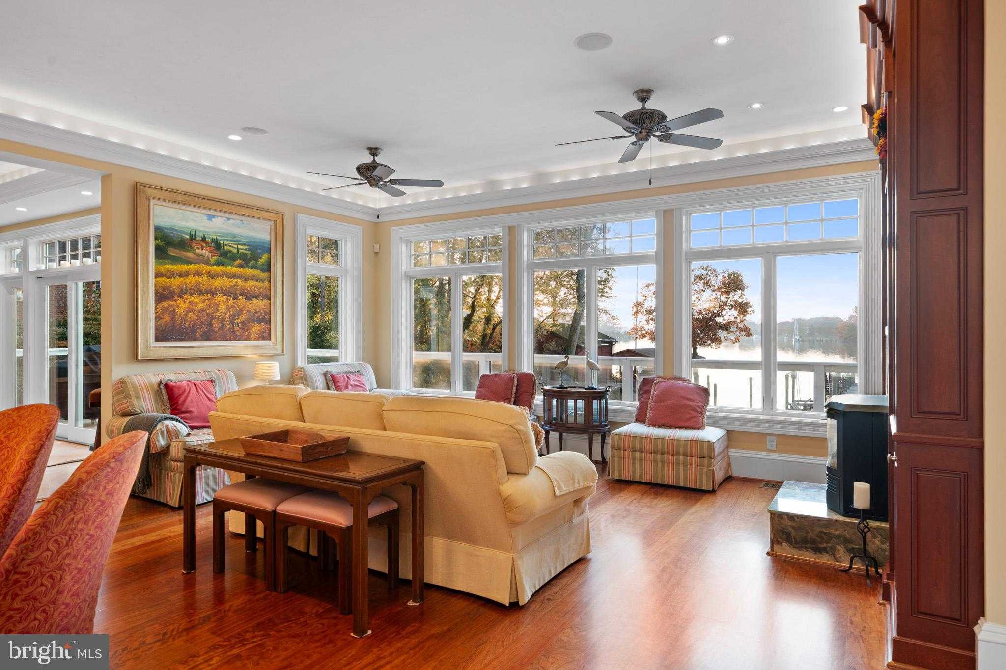 206 Harbor Dr photo 13