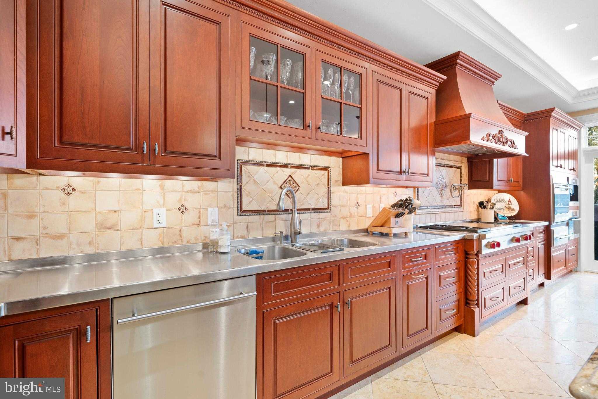 206 Harbor Dr photo 32