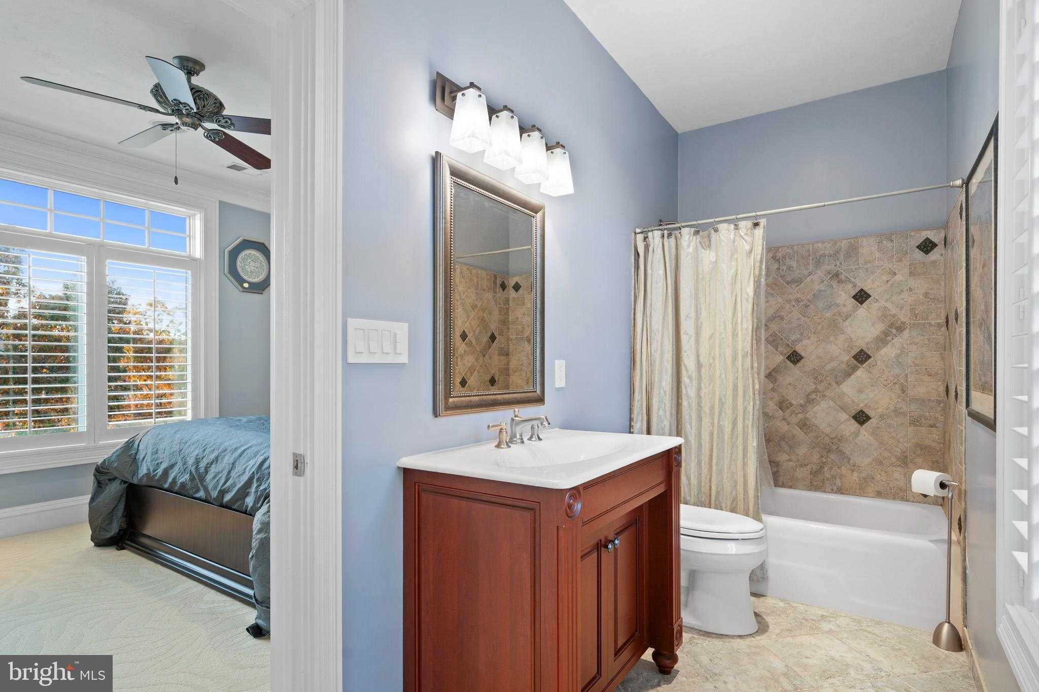 206 Harbor Dr photo 63