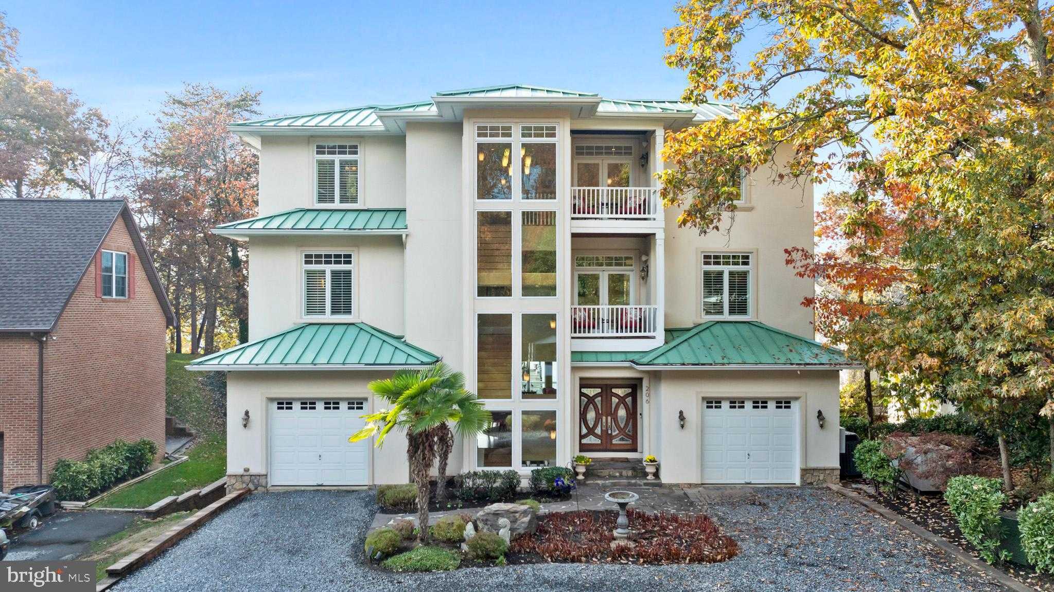 206 Harbor Dr photo 90