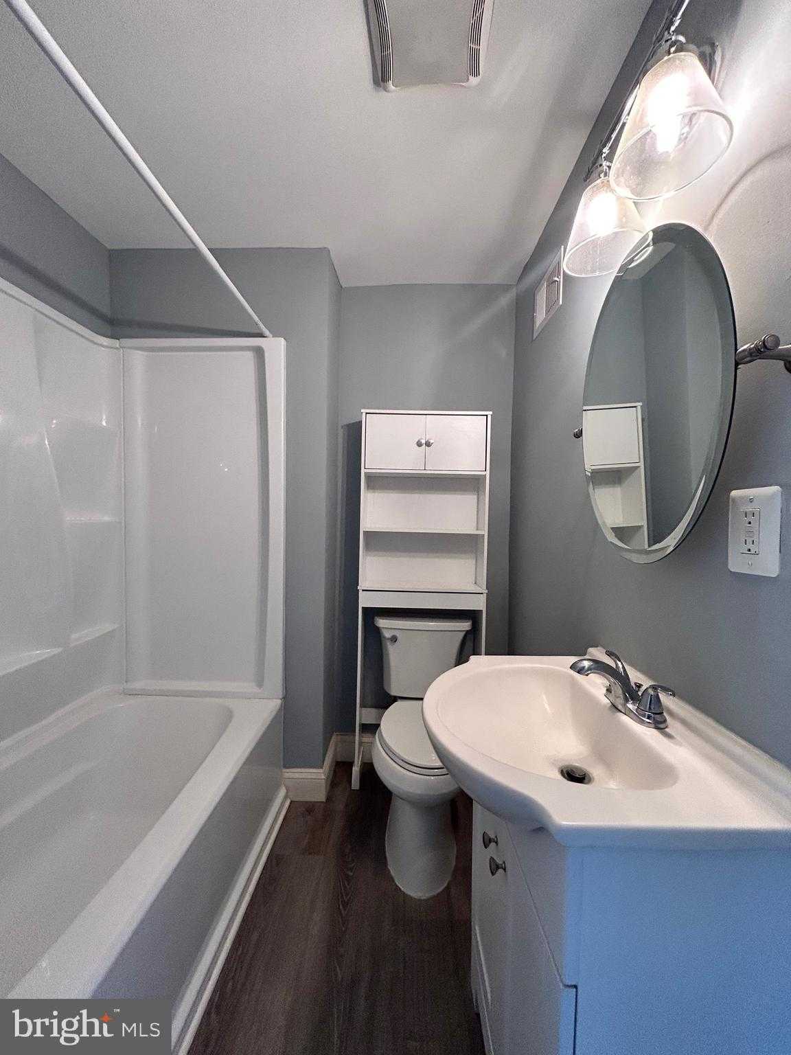 3541 3rd St photo 18