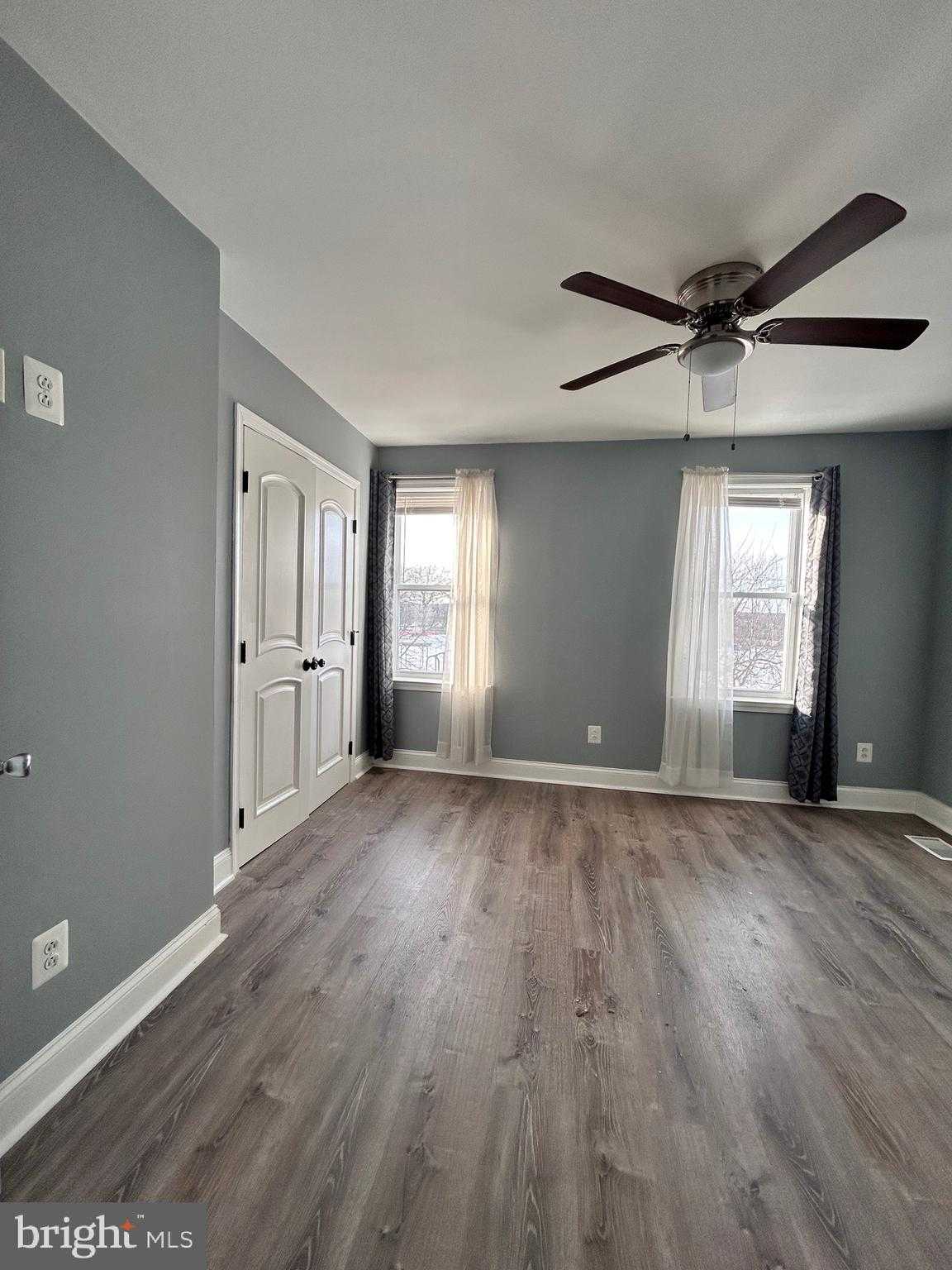 3541 3rd St photo 20