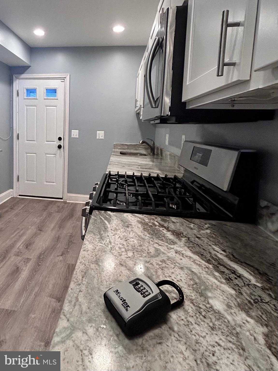 3541 3rd St photo 31