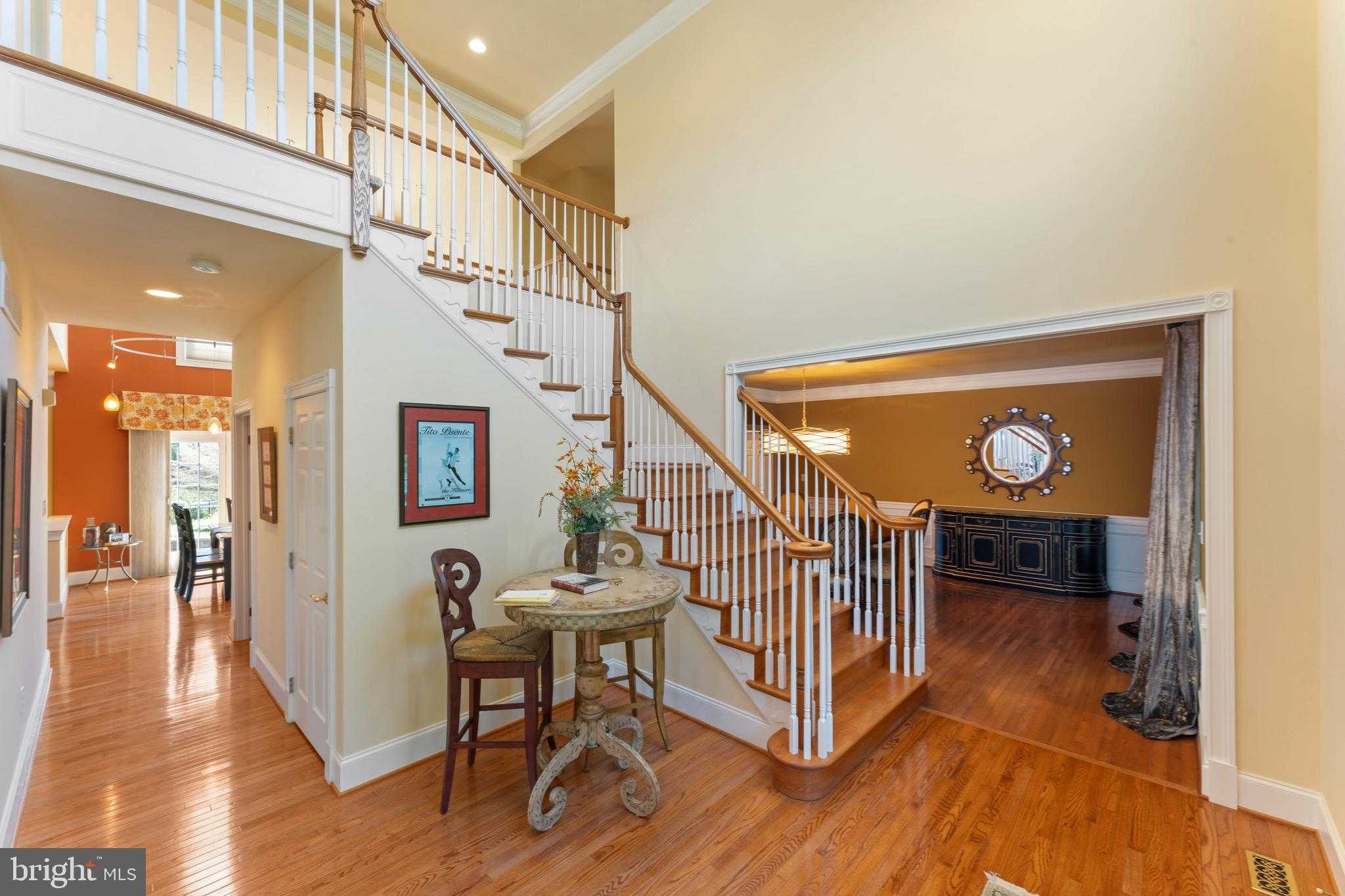 112 Edwards Dr photo 10