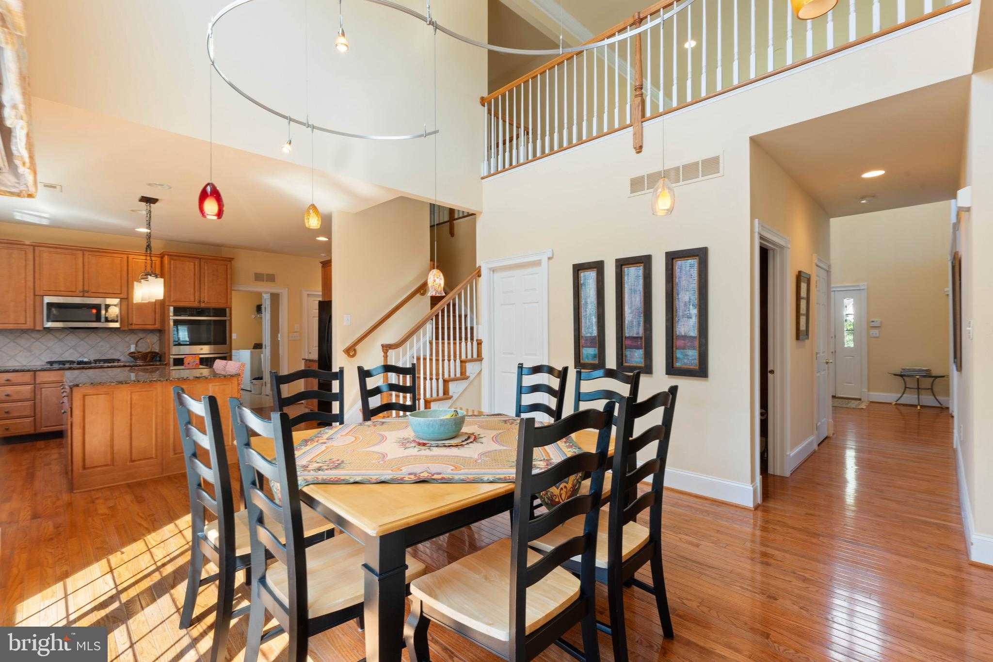 112 Edwards Dr photo 16