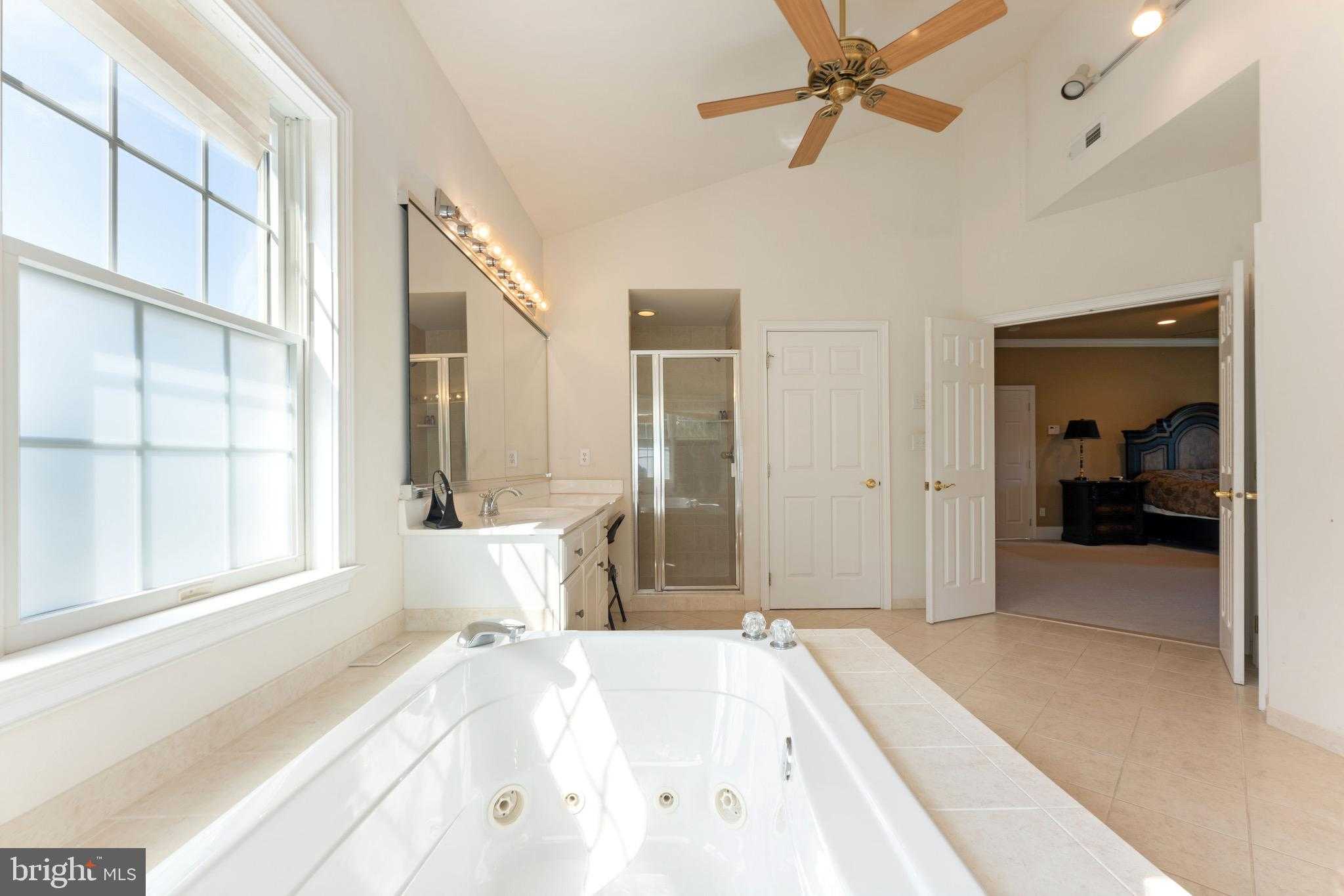 112 Edwards Dr photo 30