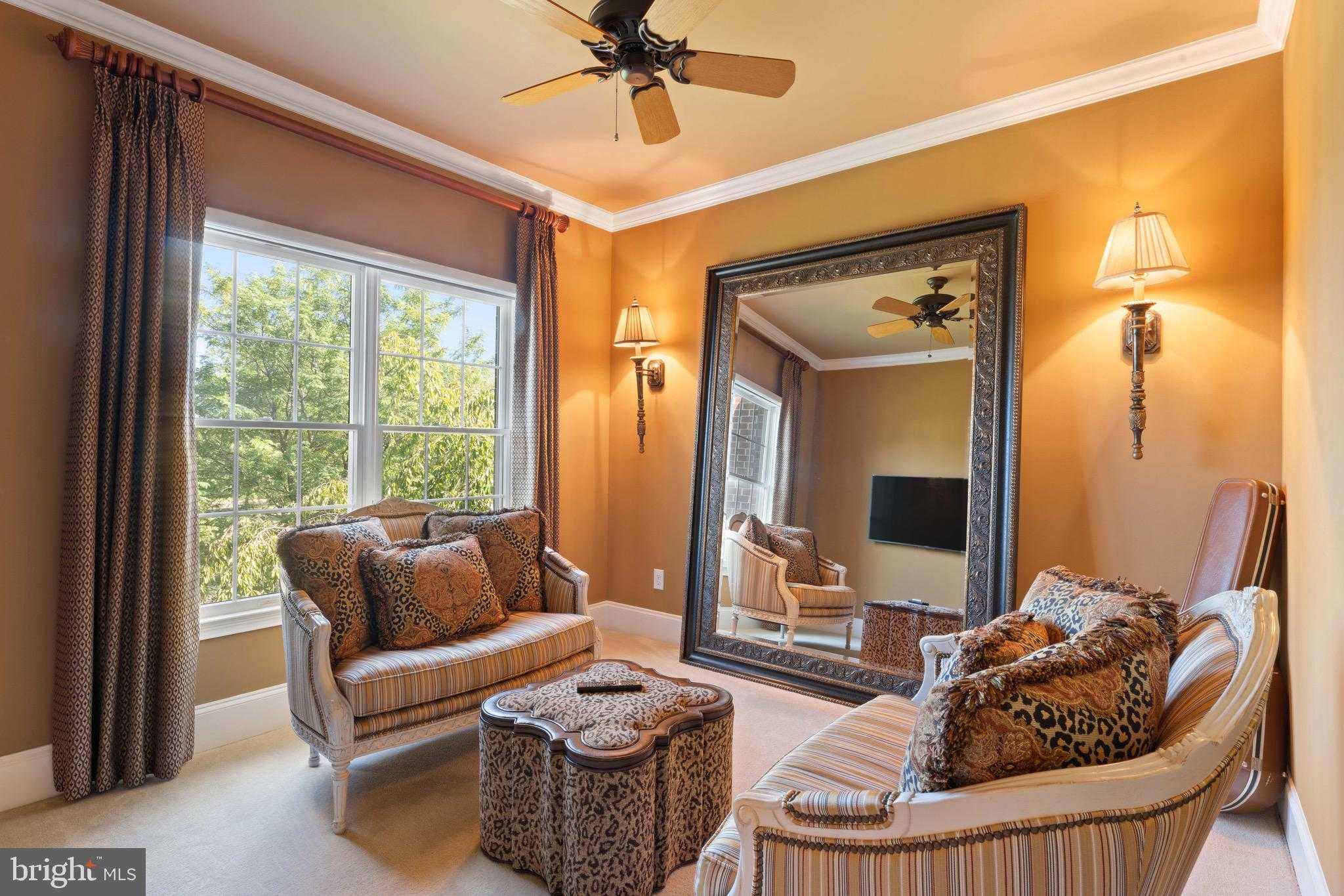 112 Edwards Dr photo 33