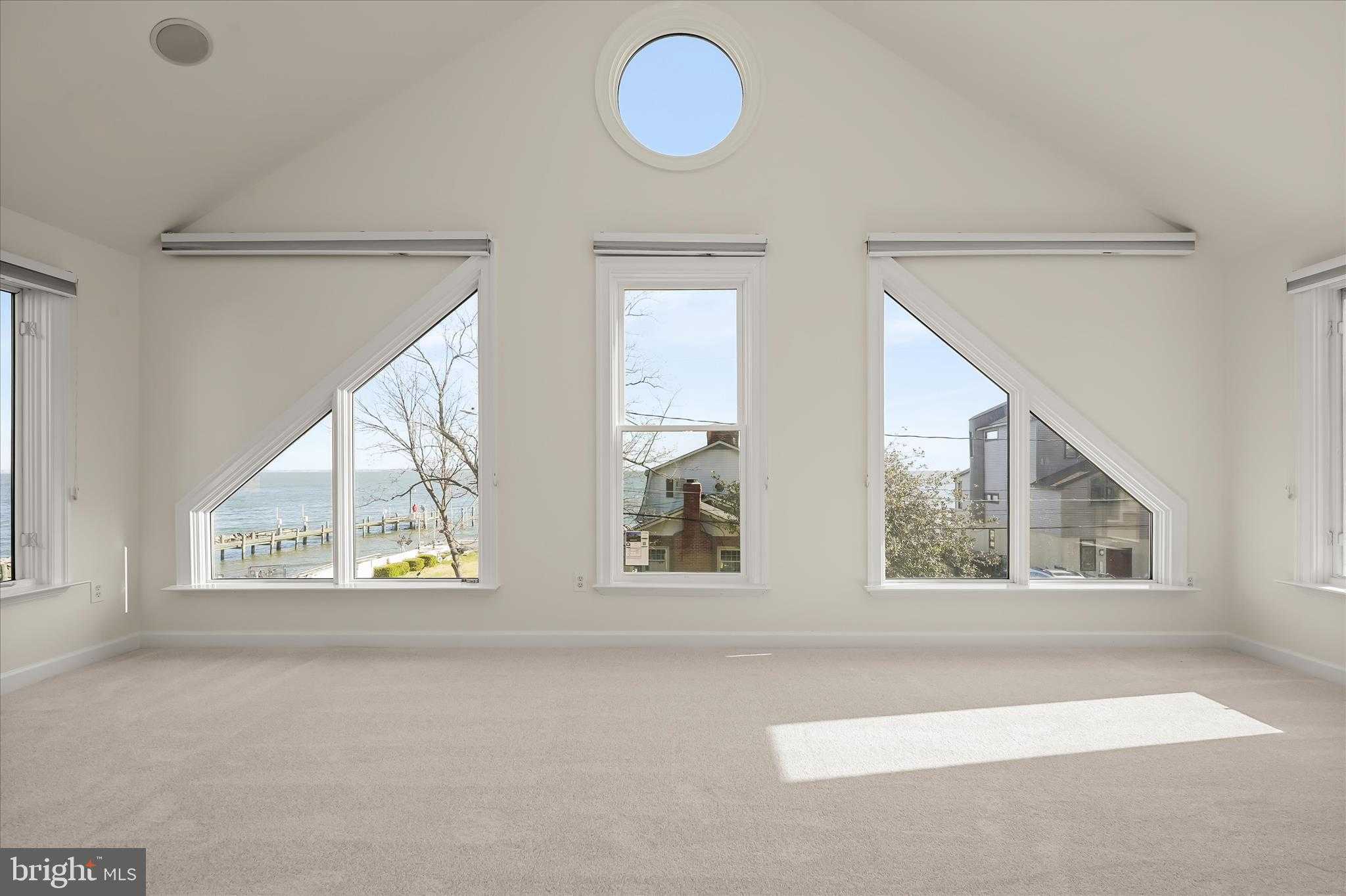 2113 Lake Dr photo 19