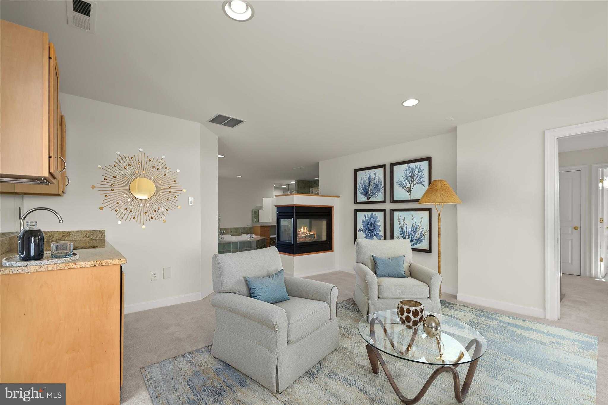 2113 Lake Dr photo 27