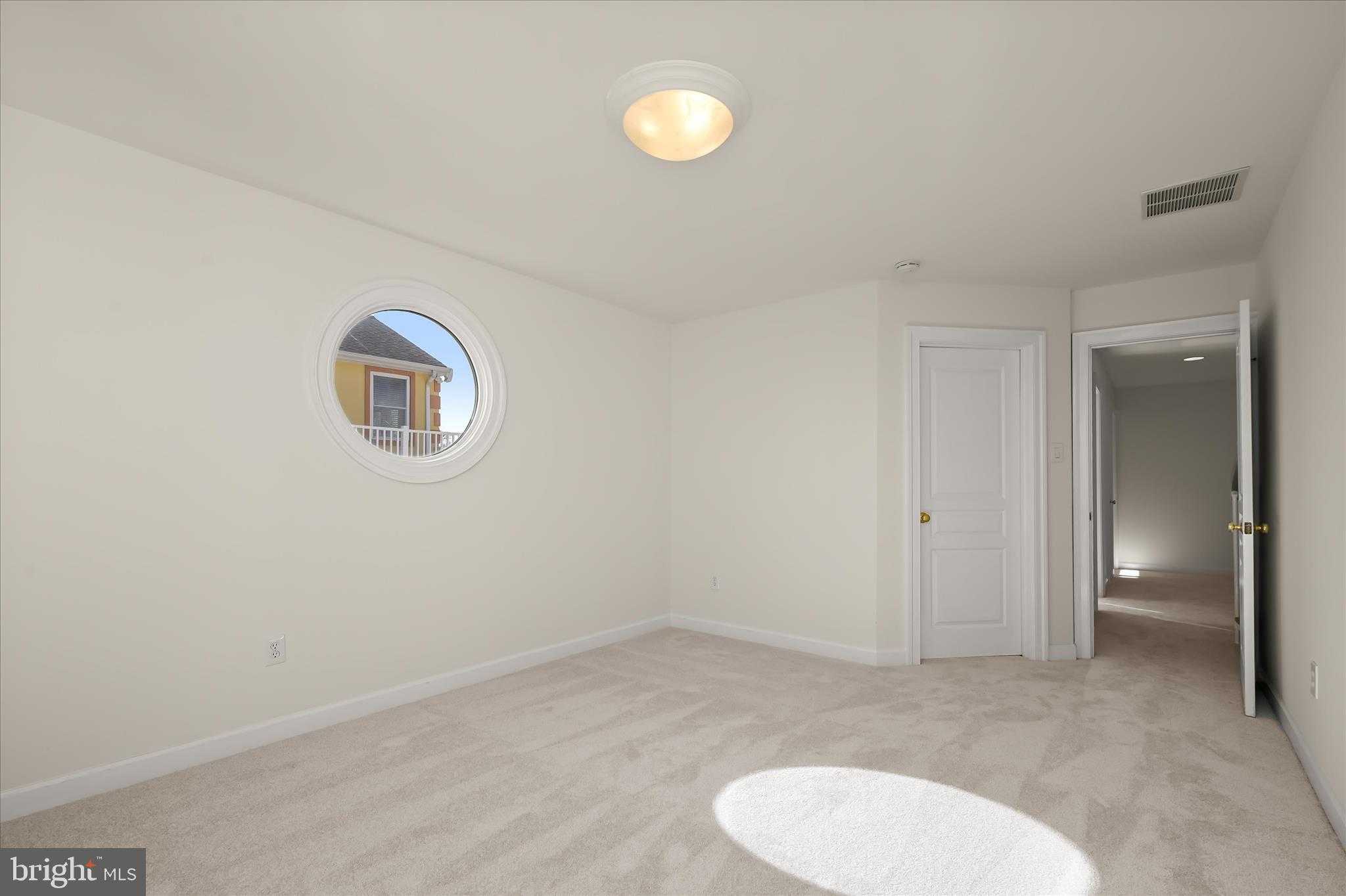 2113 Lake Dr photo 34