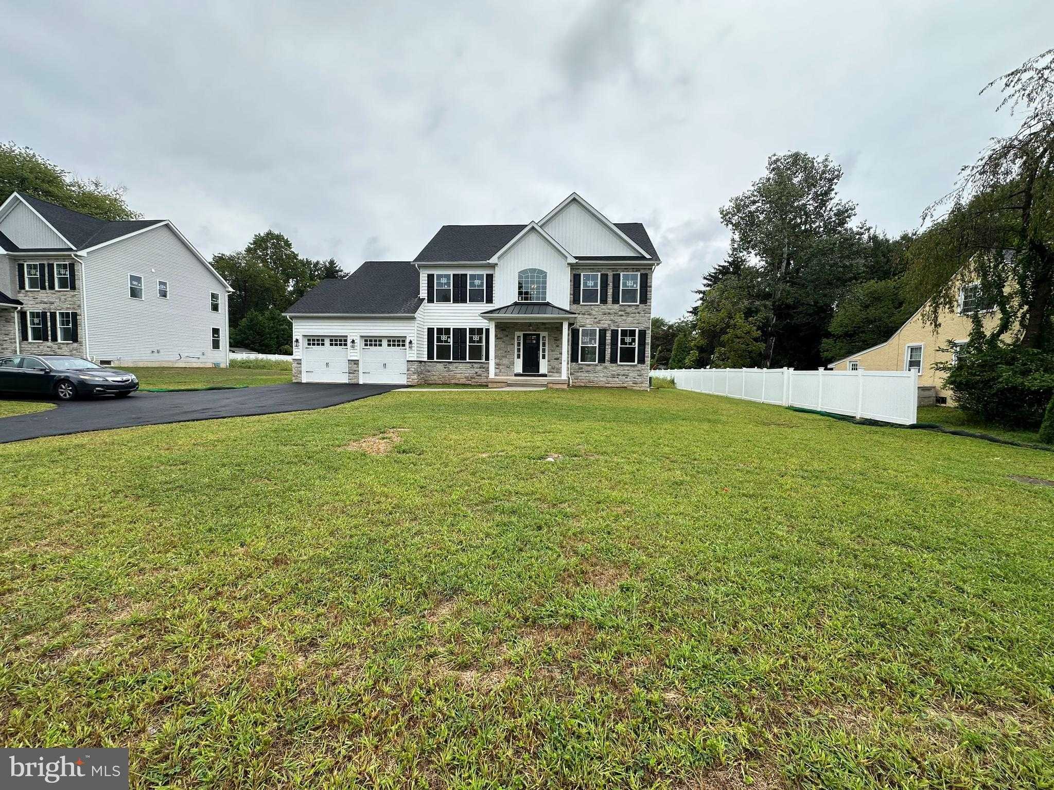 43 Davisville Rd photo 2