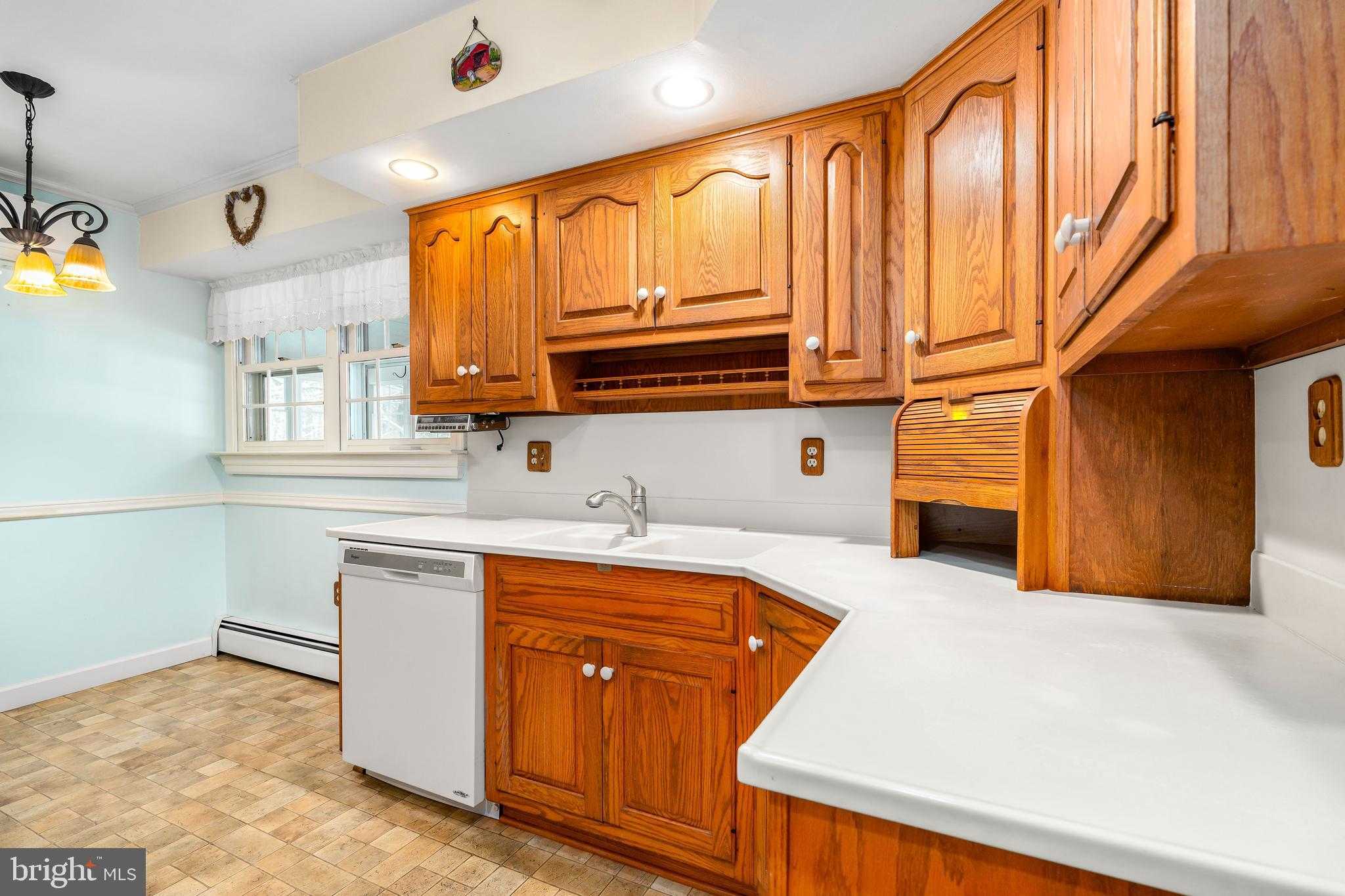 11 Colonial Cir photo 10