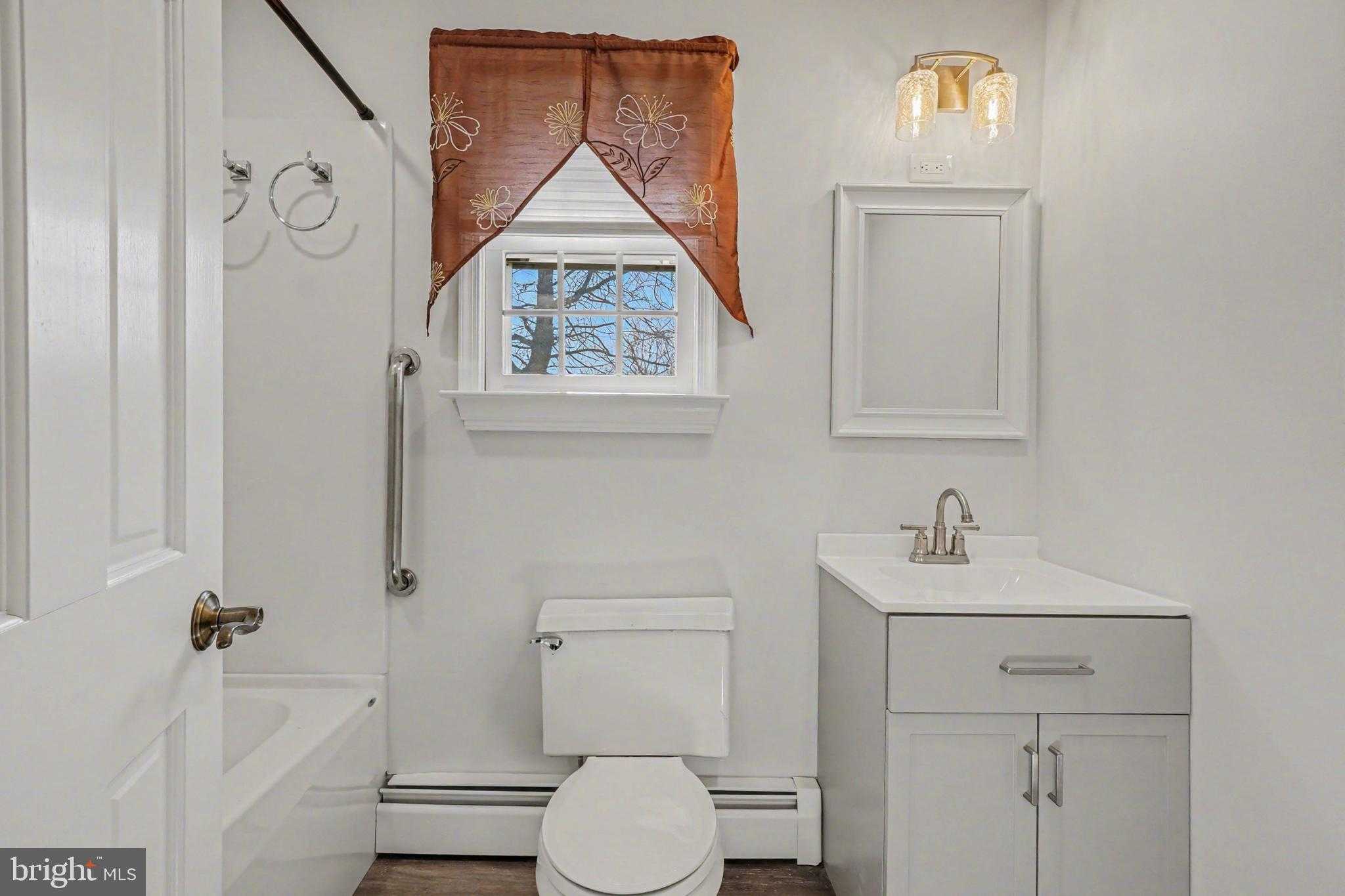 11 Colonial Cir photo 24