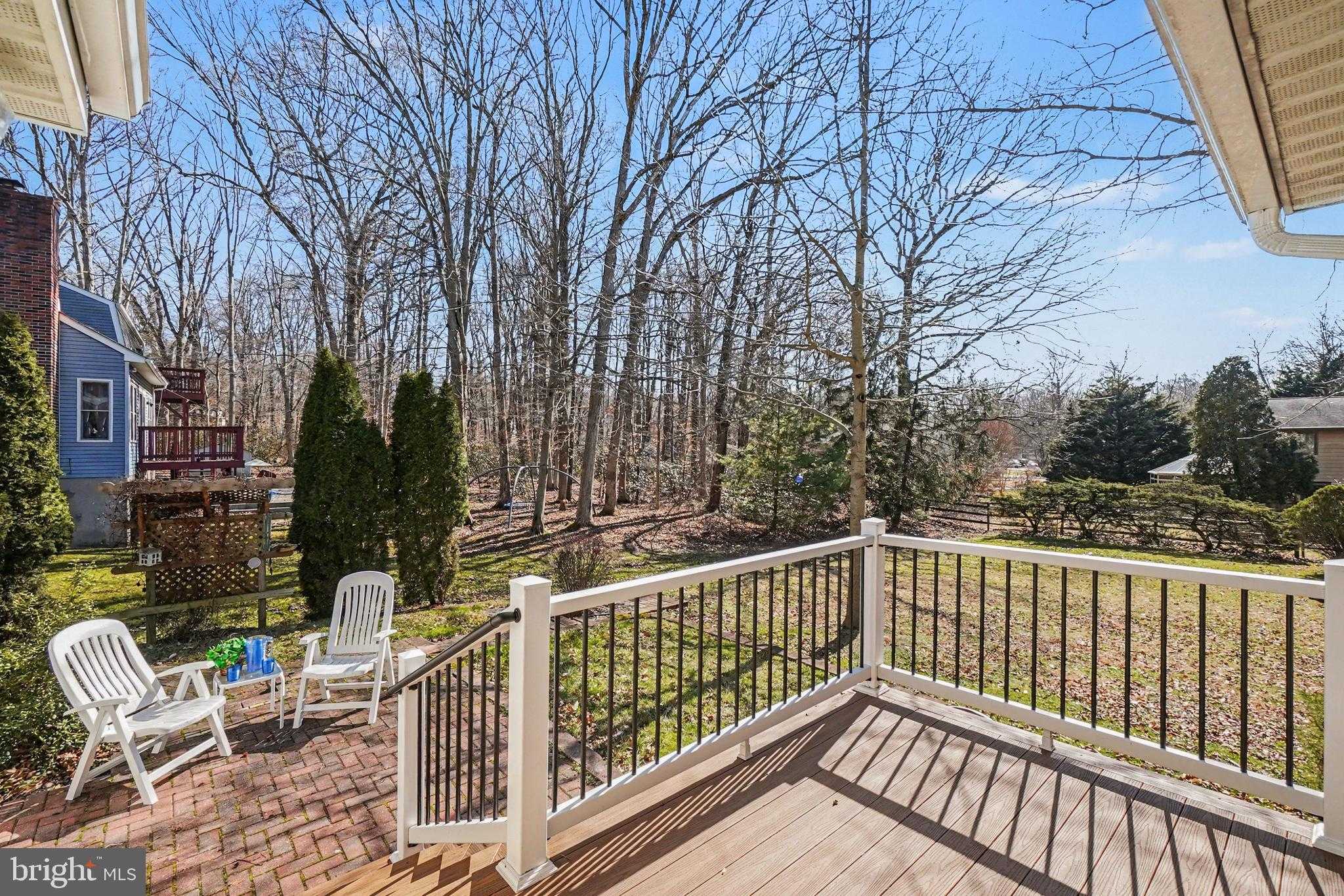 11 Colonial Cir photo 31