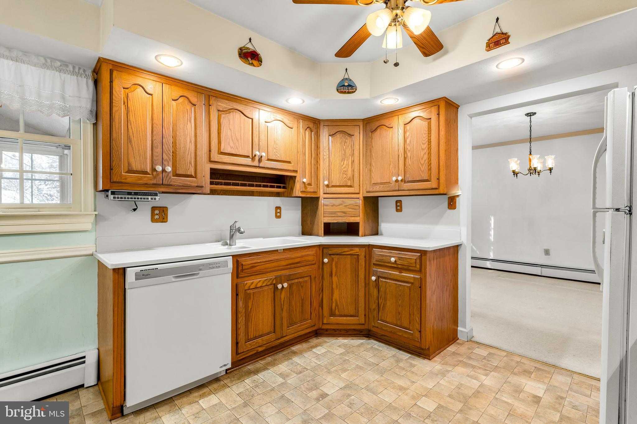 11 Colonial Cir photo 9