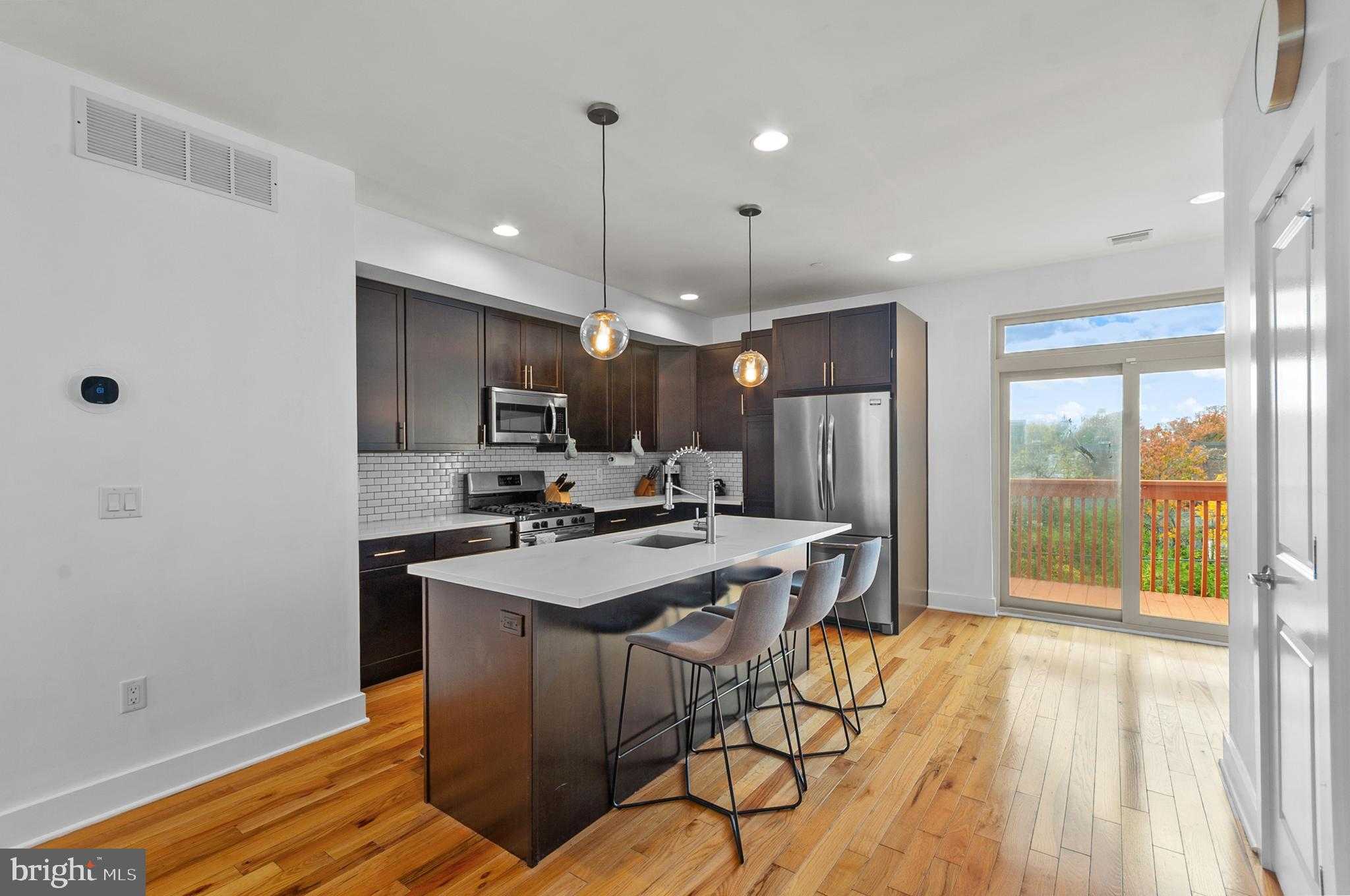 3304 Conrad St photo 18