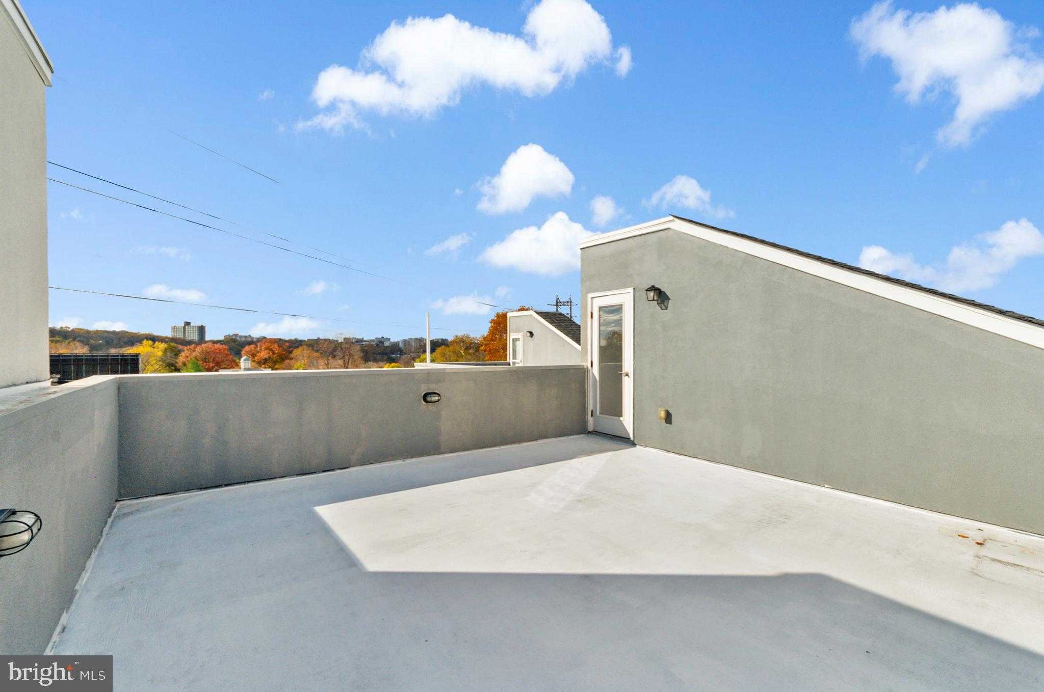 3304 Conrad St photo 37